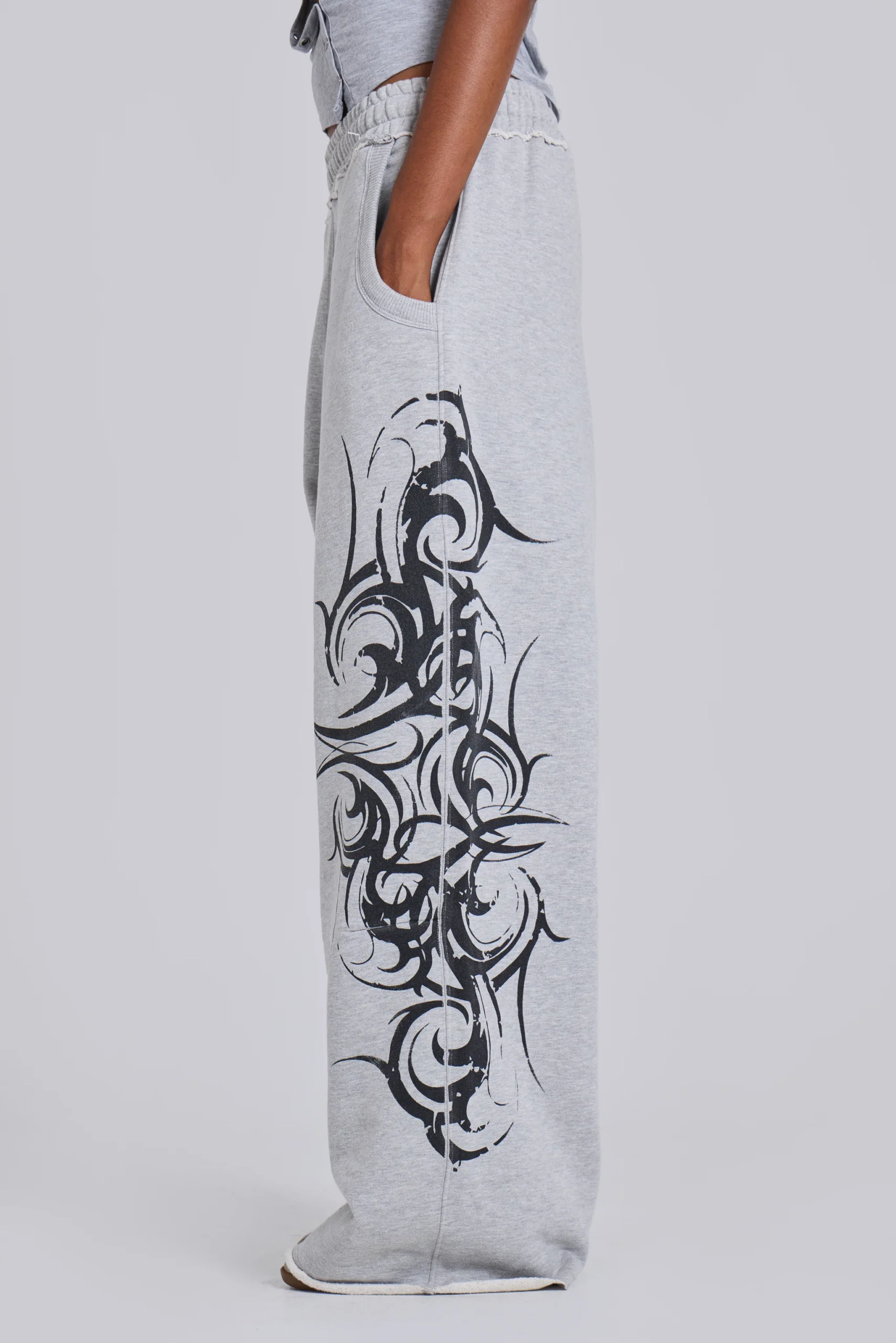 10424-grey-baggy-blade-joggers-5.webp Grey Baggy Blade Joggers