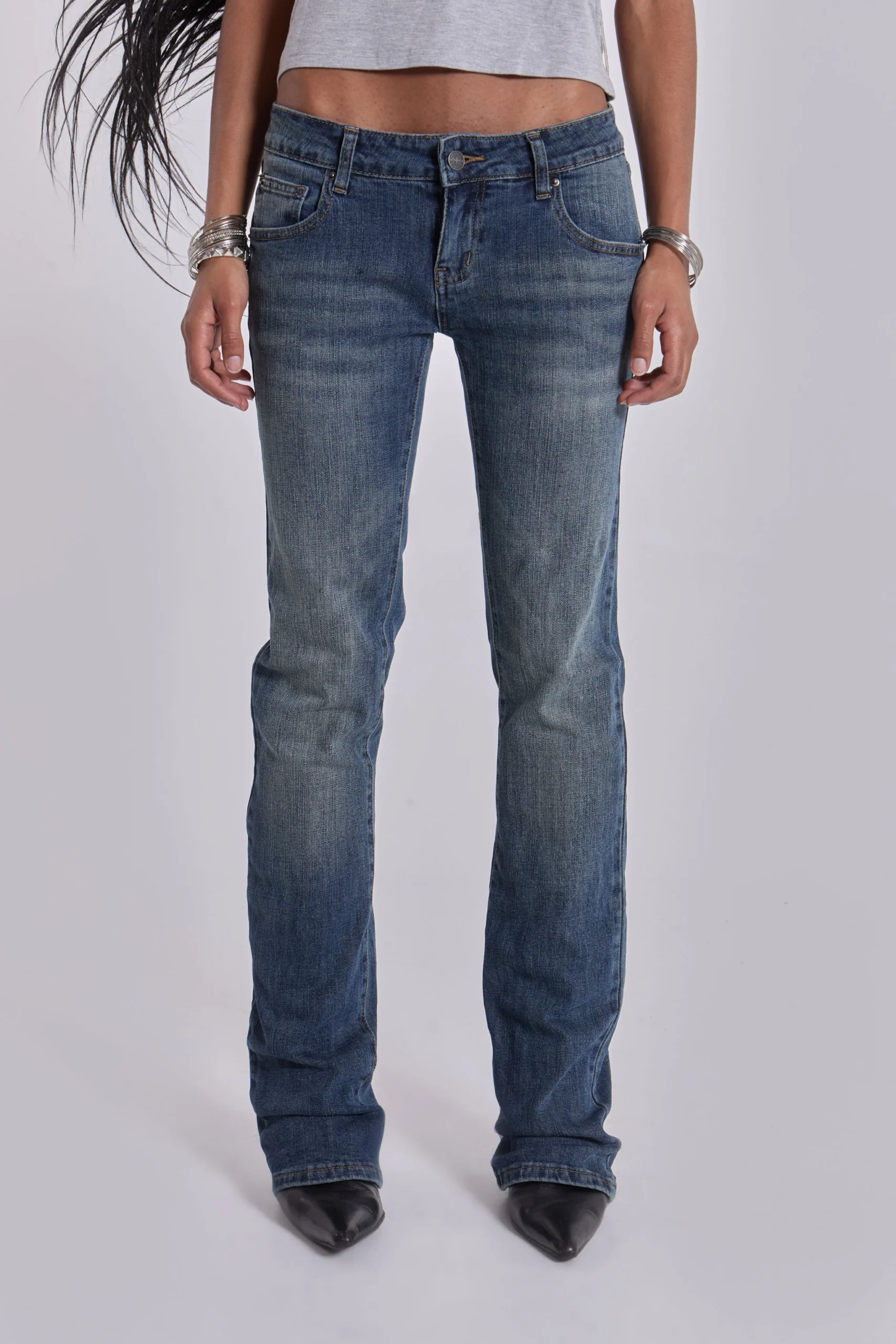 Cooper Bootcut Jeans in Mid Blue