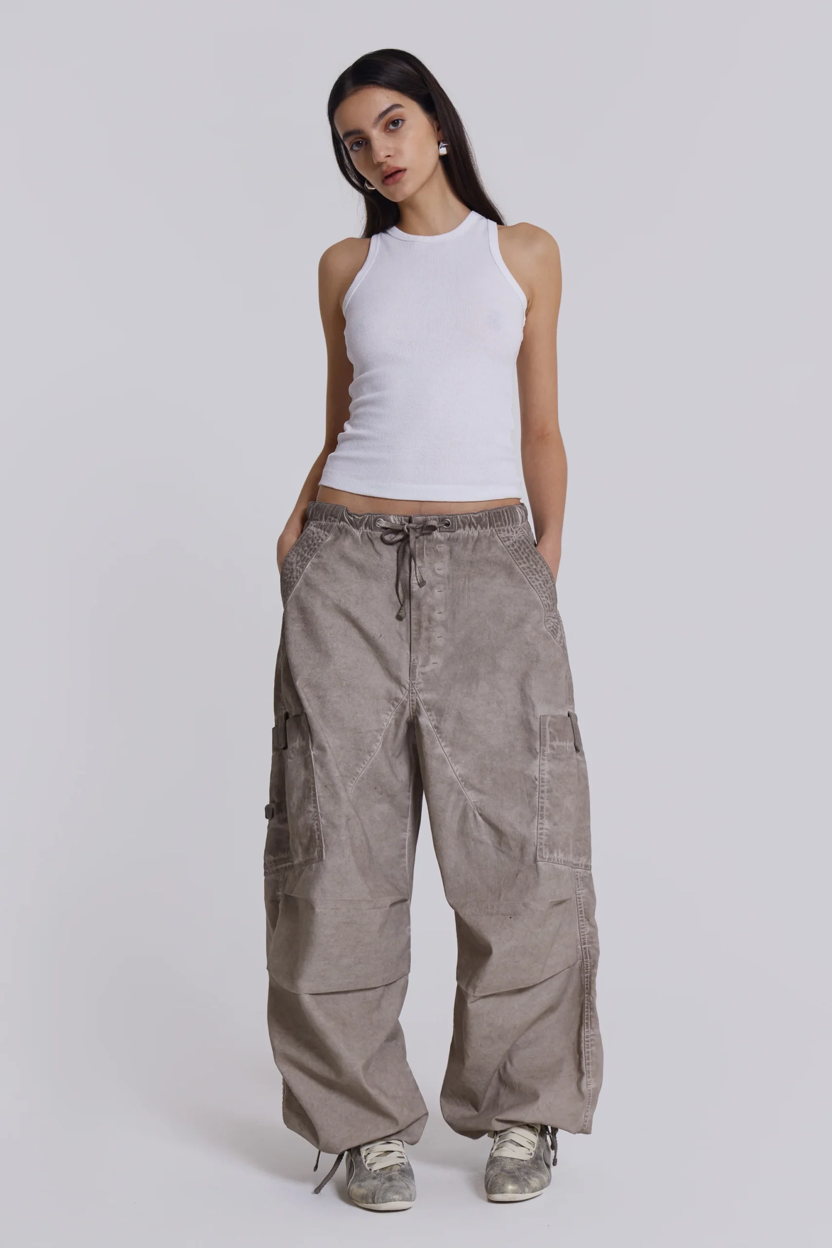 11539-stone-oil-wash-parachute-pants-1.webp Stone Oil Wash Parachute Pants