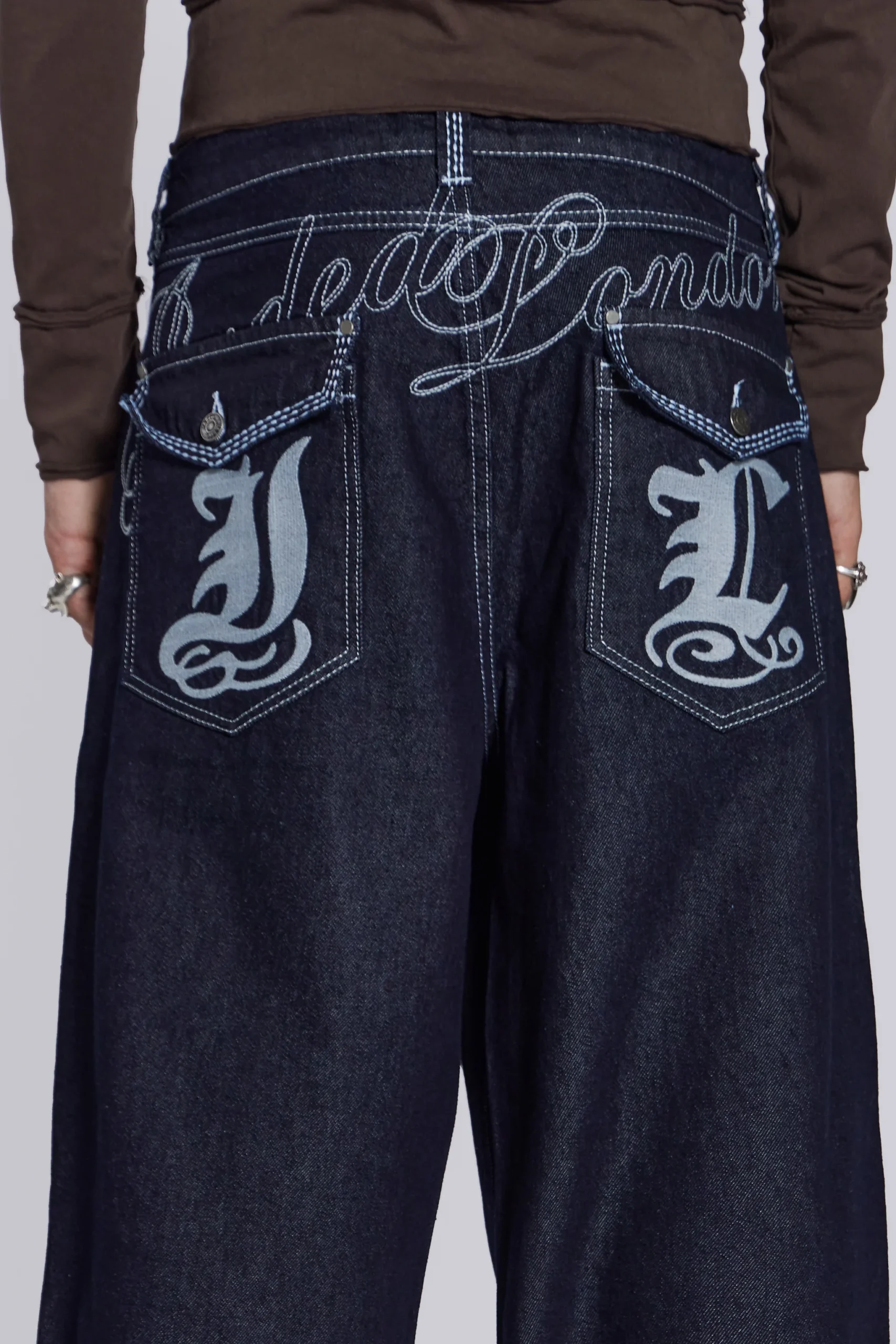 11633-sonic-embroidered-baggy-jeans-3.webp Sonic Embroidered Baggy Jeans