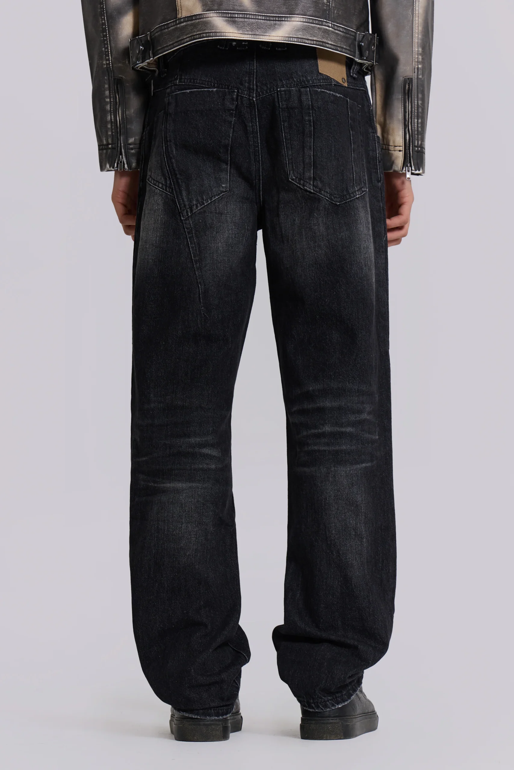 11655-washed-black-reed-jeans-3.webp Washed Black Reed Jeans