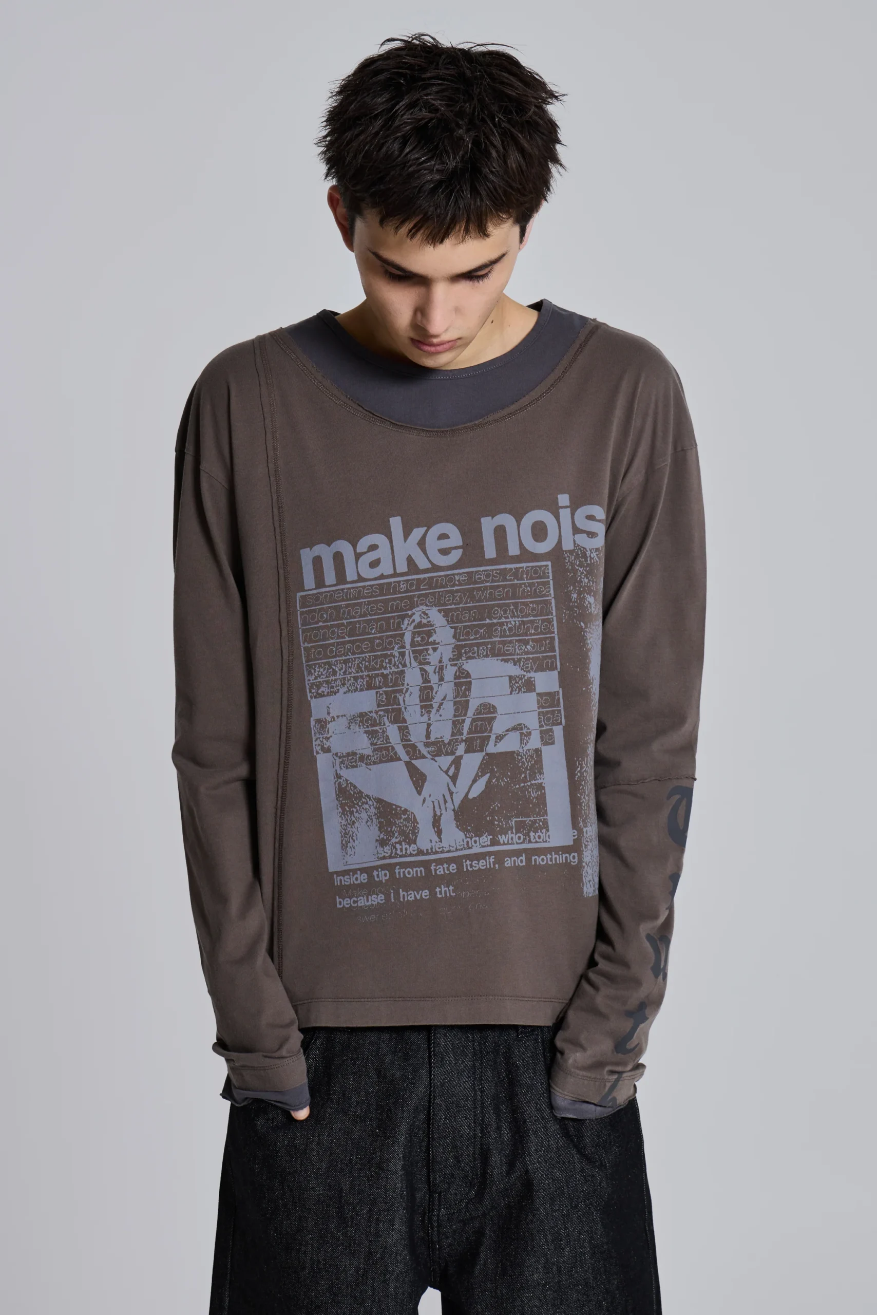 1328-noise-double-layer-long-sleeve-top-1.webp Noise Double Layer Long Sleeve Top