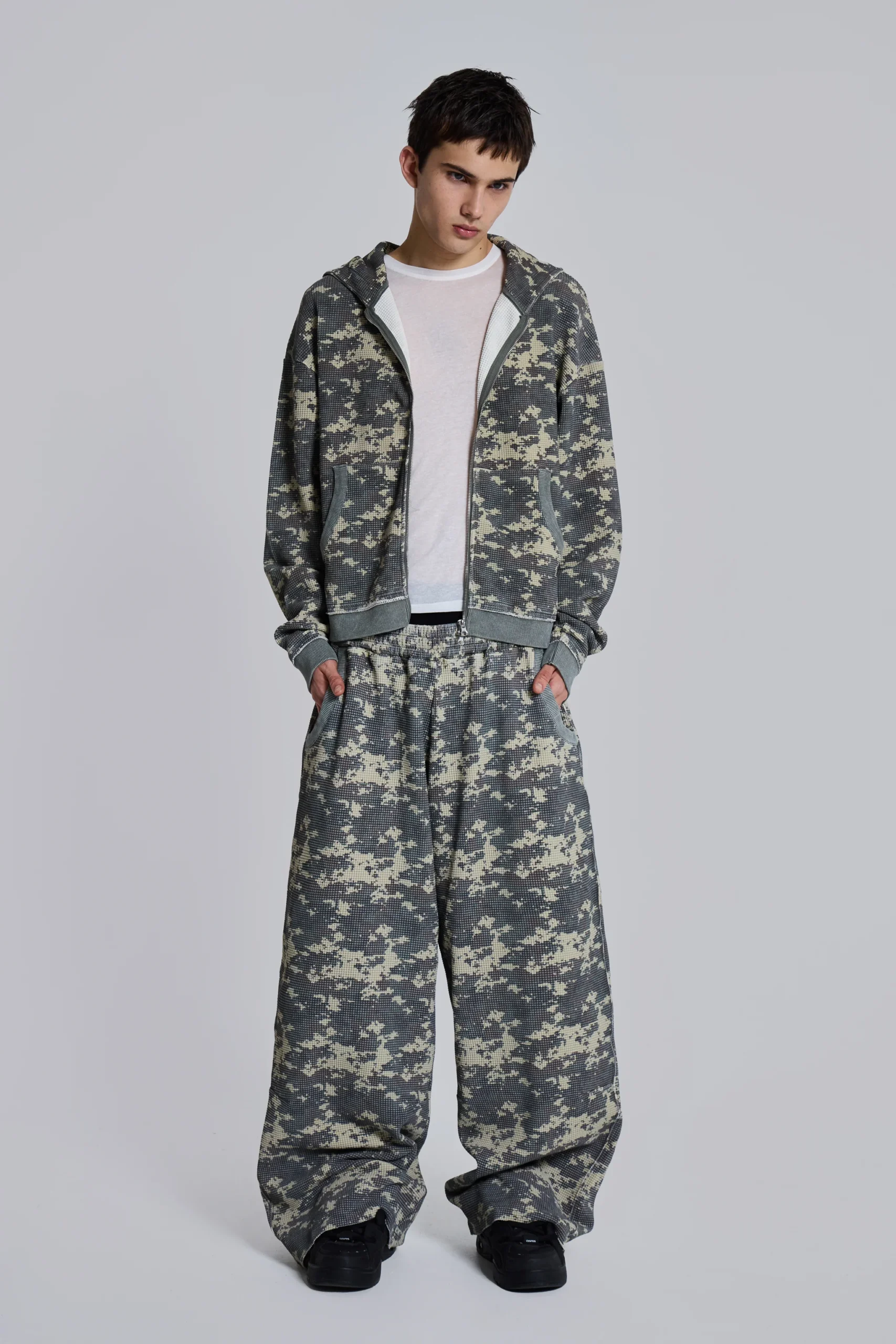 1366-digi-camo-waffle-monster-joggers-8.webp Digi Camo Waffle Monster Joggers