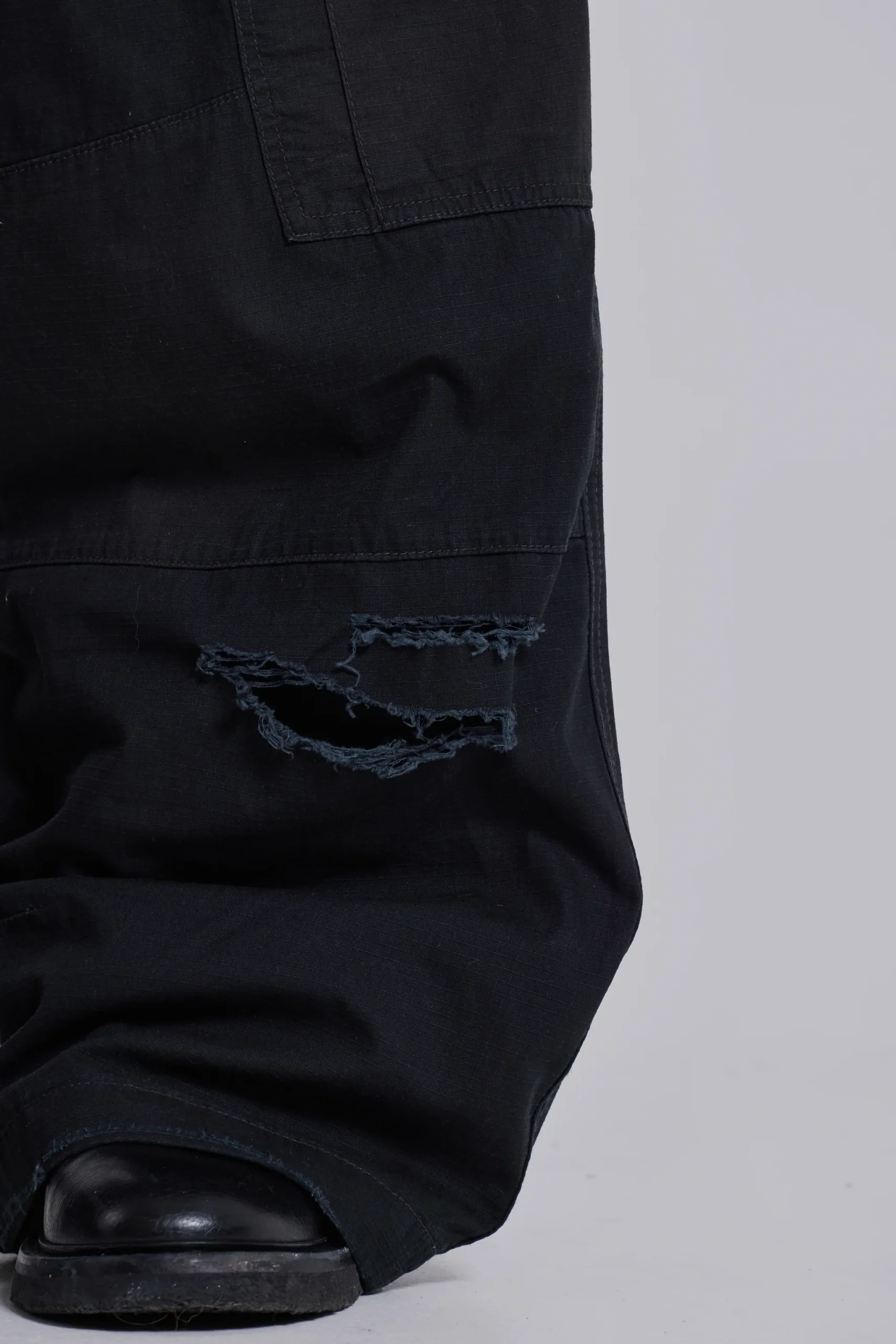 2196-black-titan-cargos-4.webp Black Titan Cargos