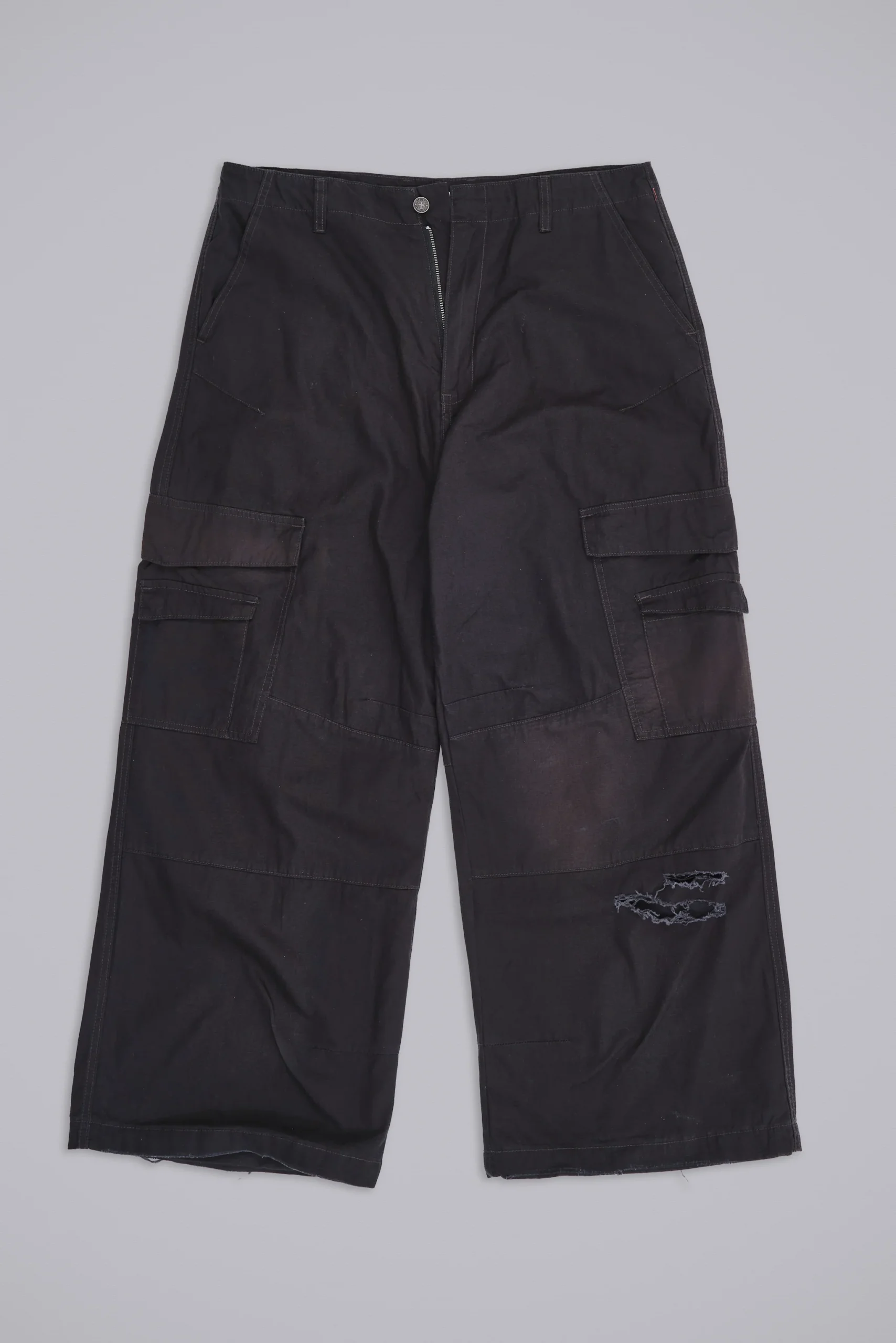 2196-black-titan-cargos-7.webp Black Titan Cargos
