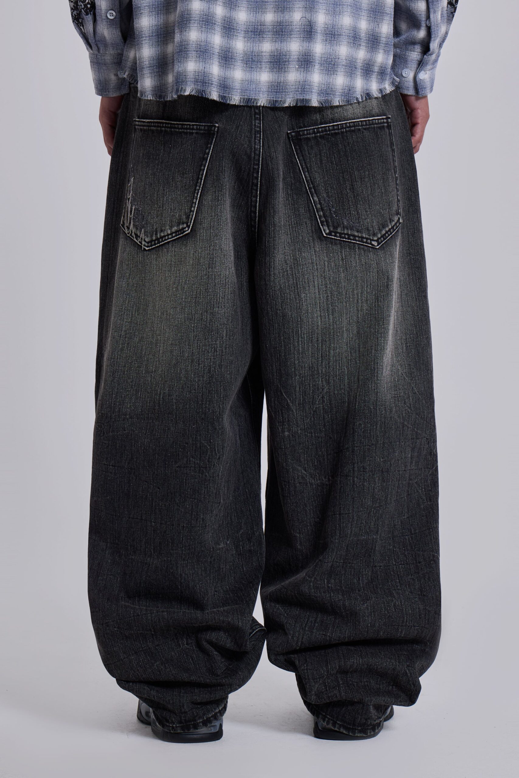 Chain Distressed XL Colossus Jeans