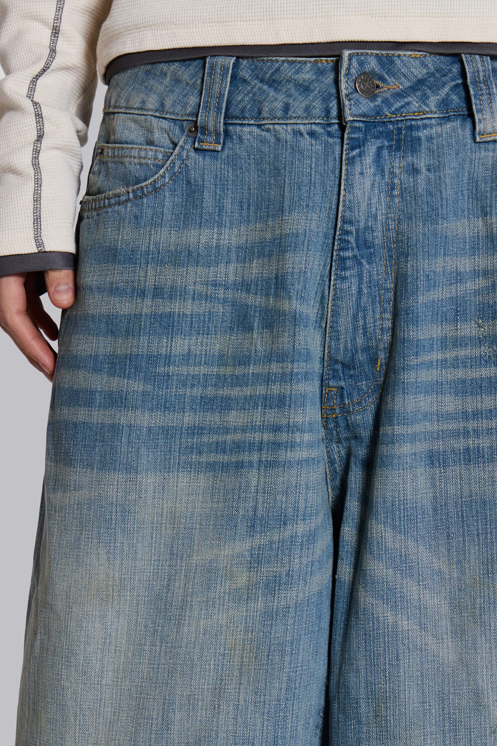 Light Wash Slub XL Colossus Jeans