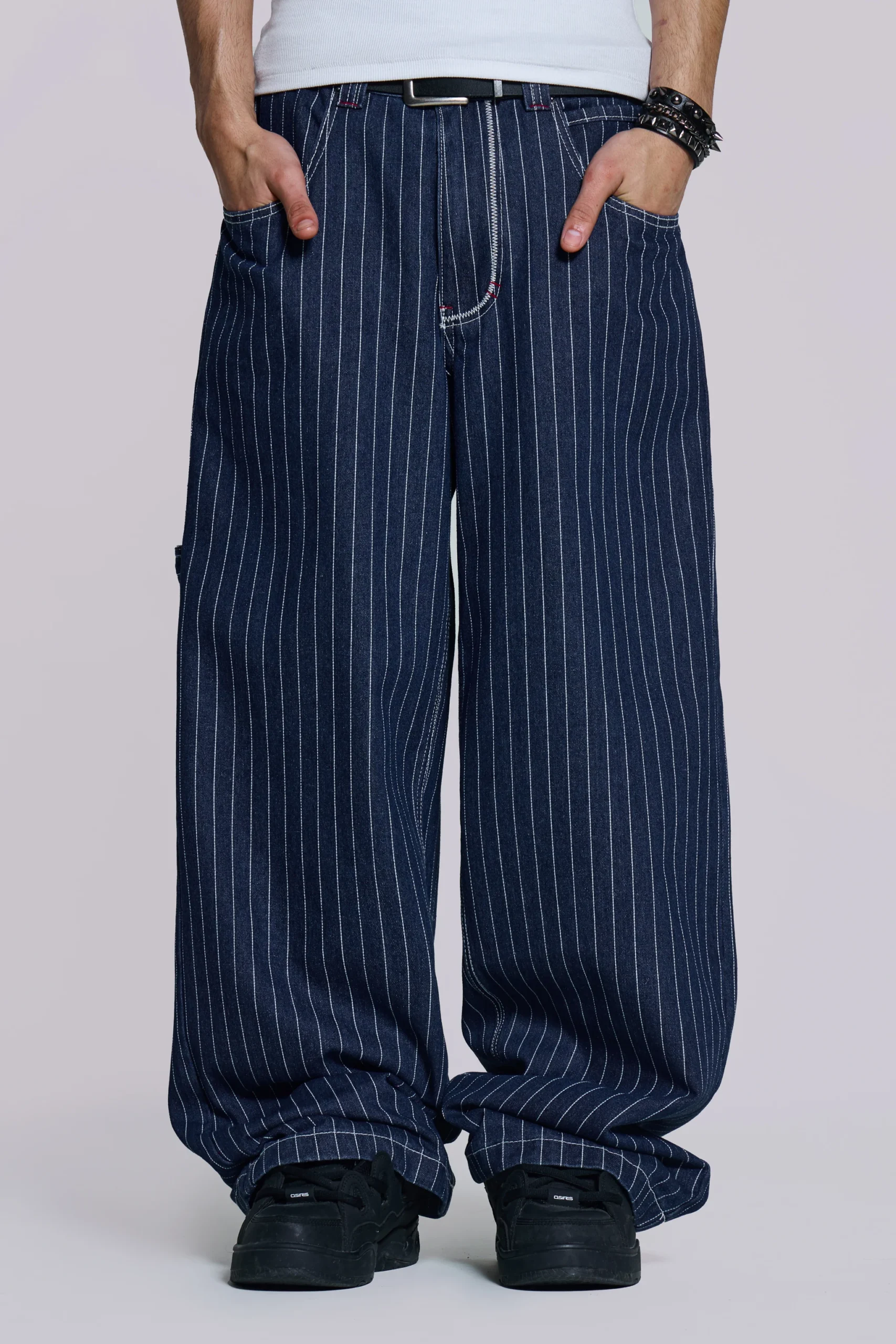 3072-navy-ollie-pinstripe-xl-colossus-jeans-1.webp Navy Ollie Pinstripe XL Colossus Jeans