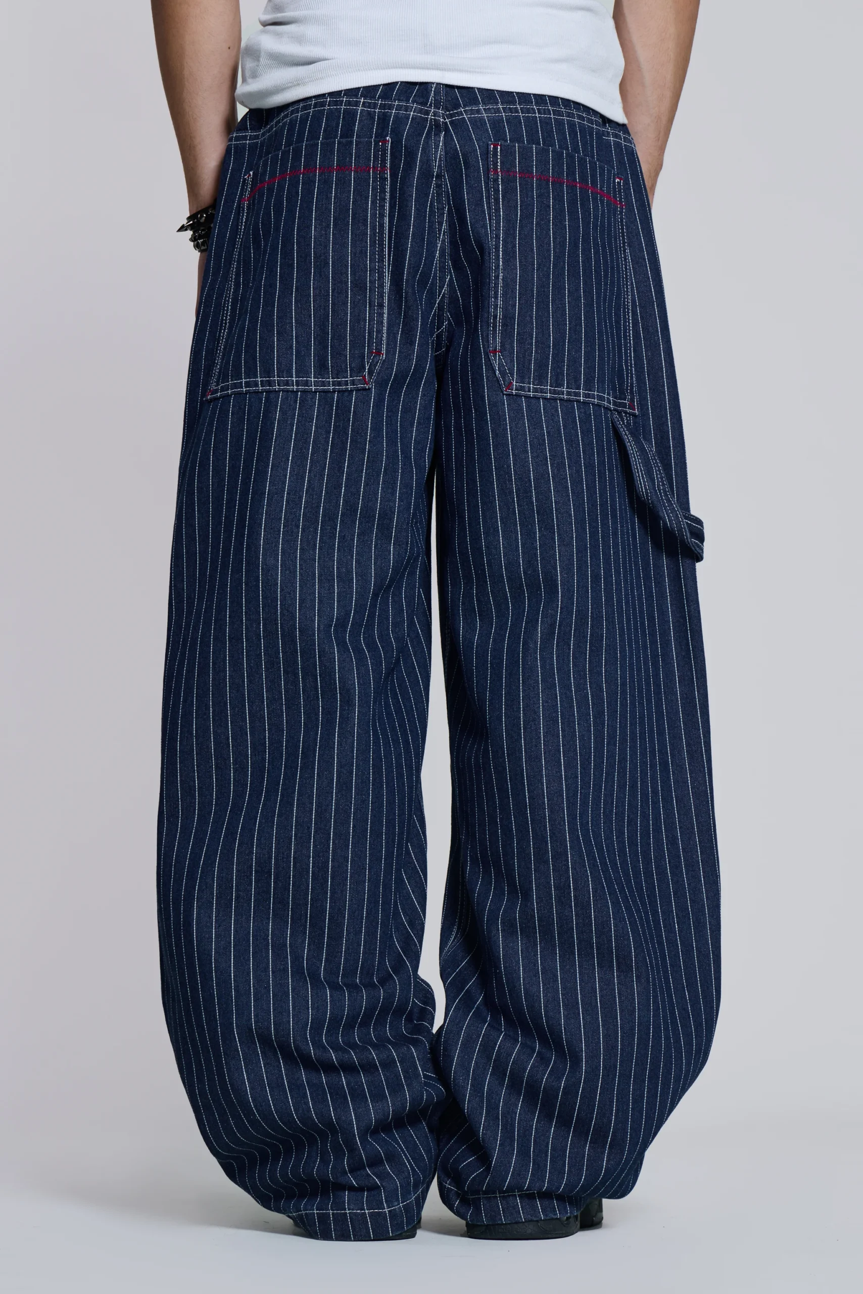 3072-navy-ollie-pinstripe-xl-colossus-jeans-4.webp Navy Ollie Pinstripe XL Colossus Jeans