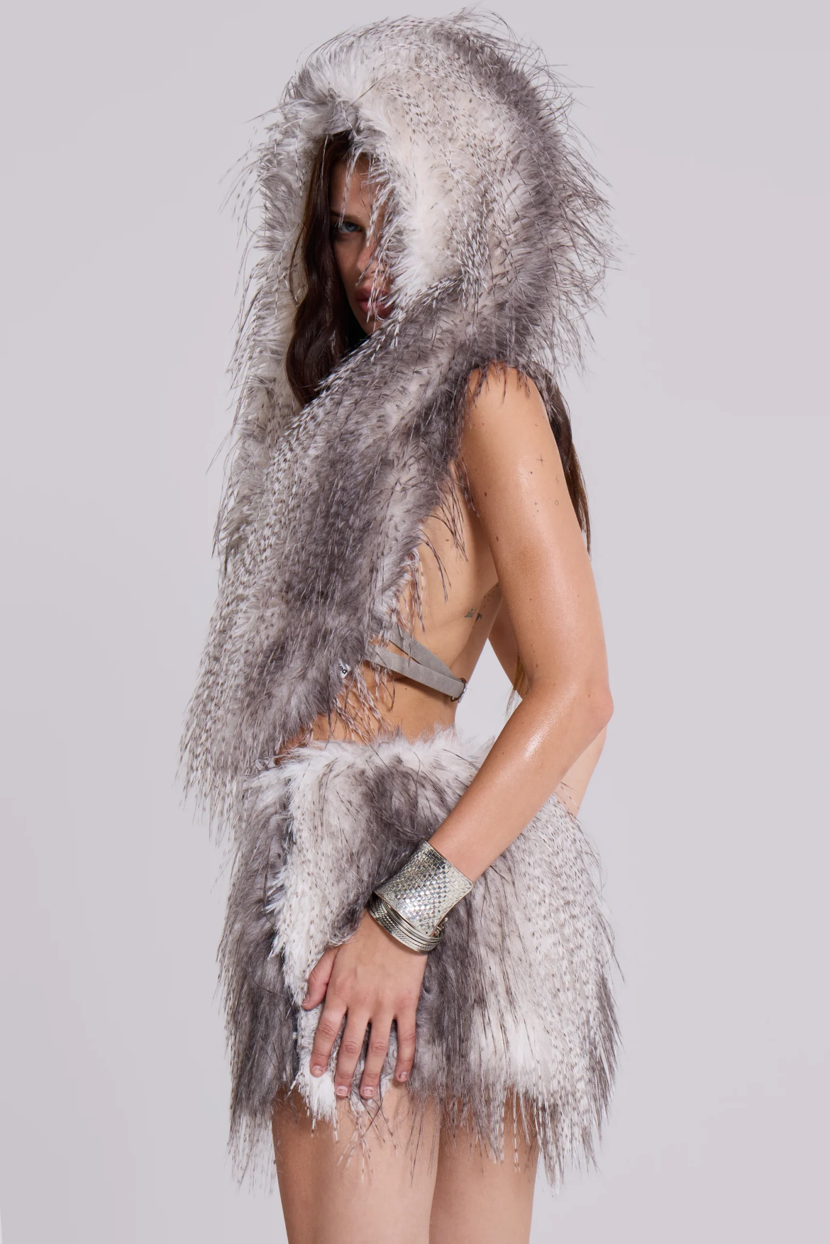 3250-haka-faux-feather-fur-mini-skirt-3.webp Haka Faux Feather Fur Mini Skirt