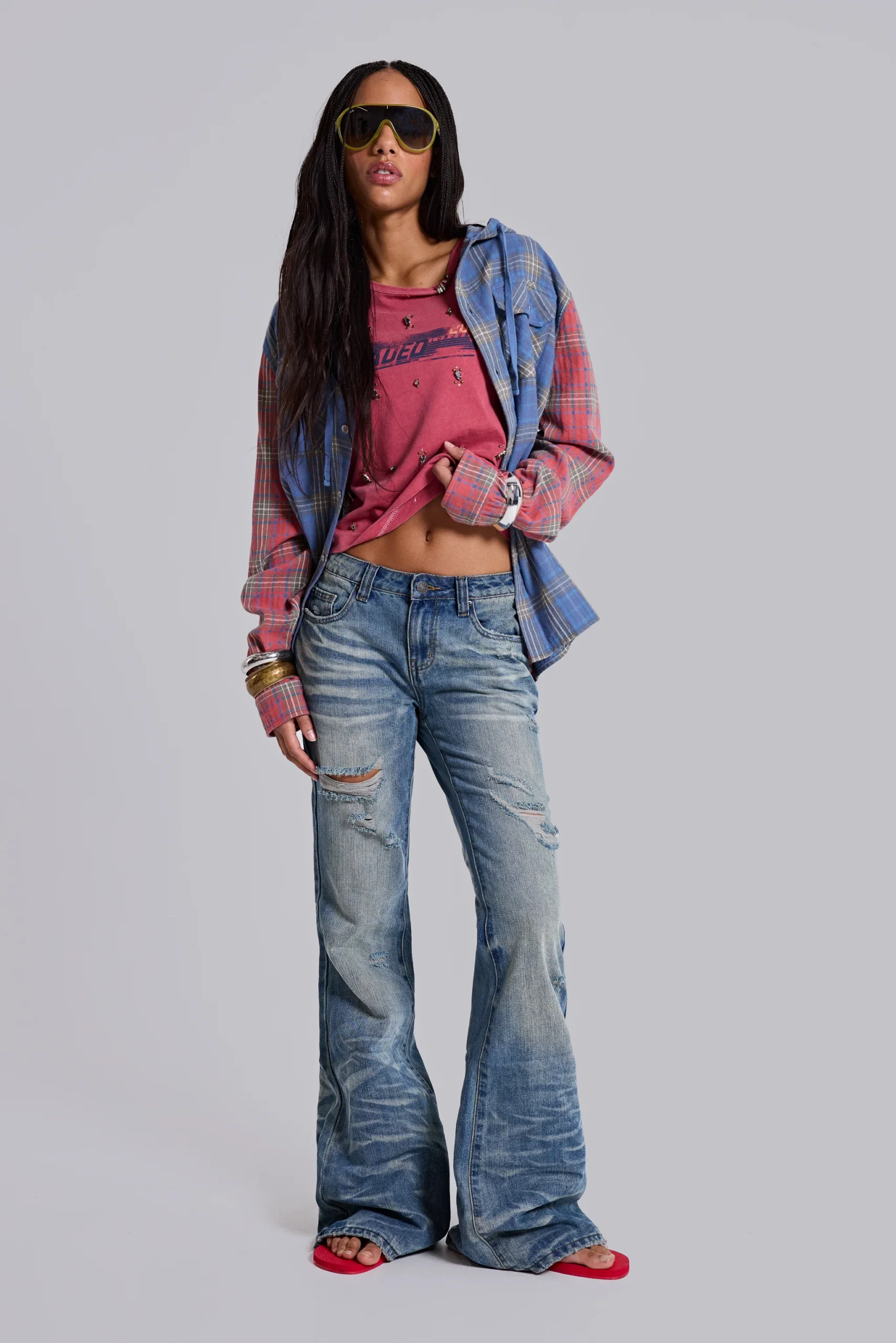 3266-mid-blue-distressed-creased-drift-flared-jeans-3.webp Mid Blue Distressed Creased Drift Flared Jeans