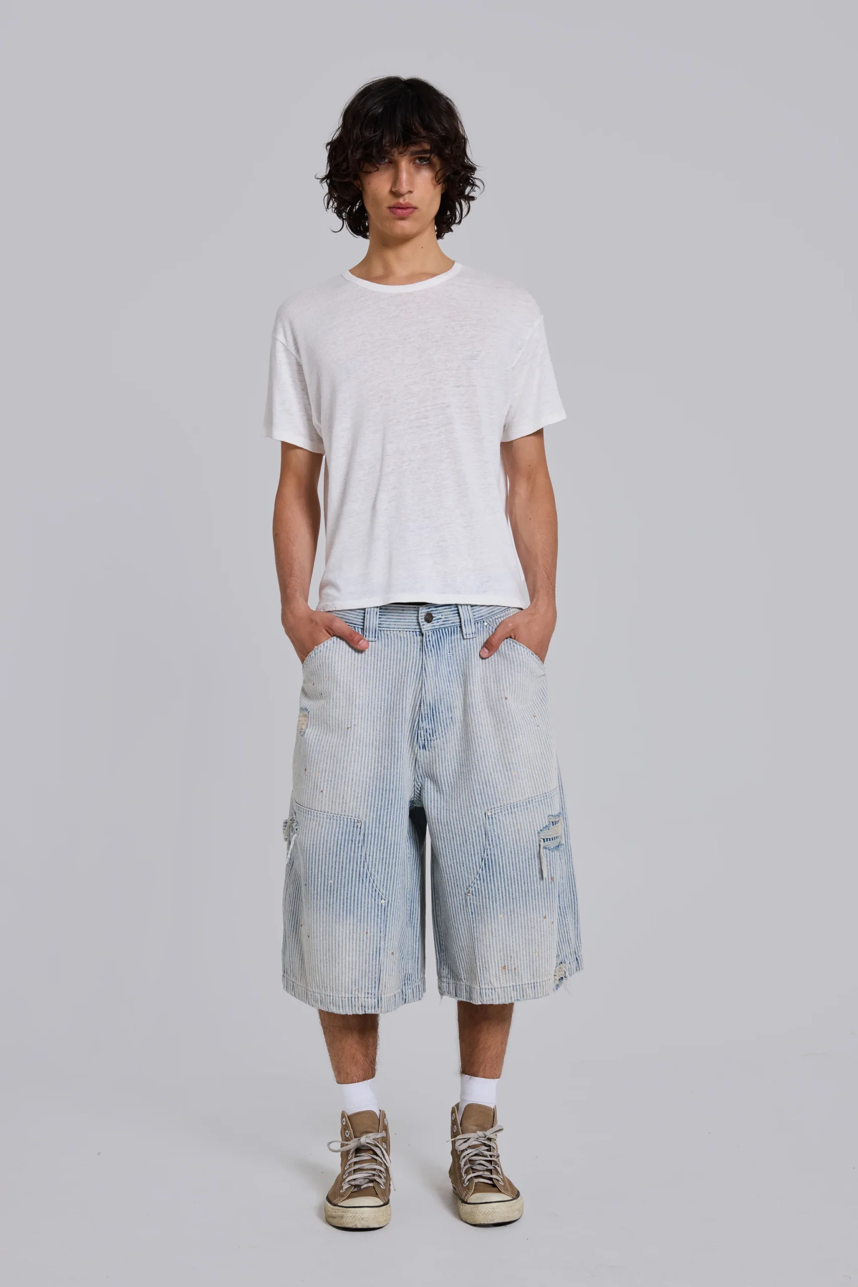 375-pinstripe-double-knee-carpenter-jorts-4.webp Pinstripe Double Knee Carpenter Jorts