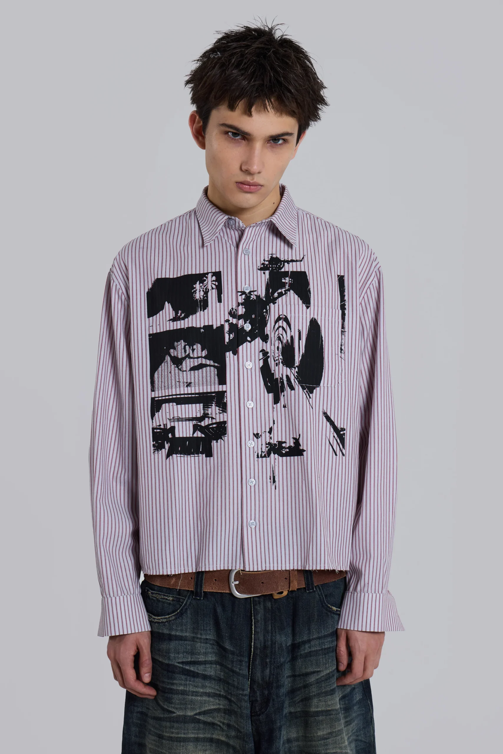 3860-overprint-cropped-button-up-shirt-1.webp Overprint Cropped Button-Up Shirt