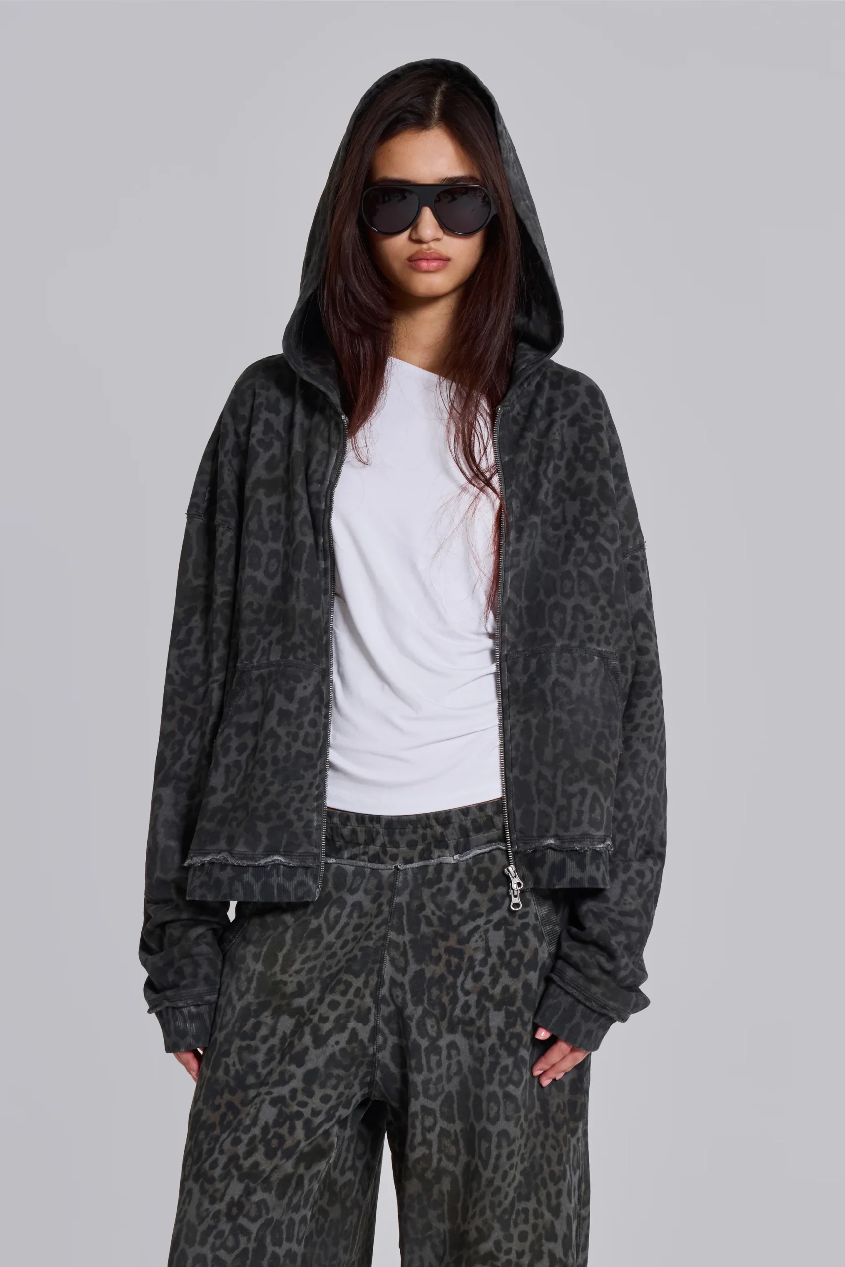 4077-charcoal-leopard-monster-hoodie-4.webp Charcoal Leopard Monster Hoodie