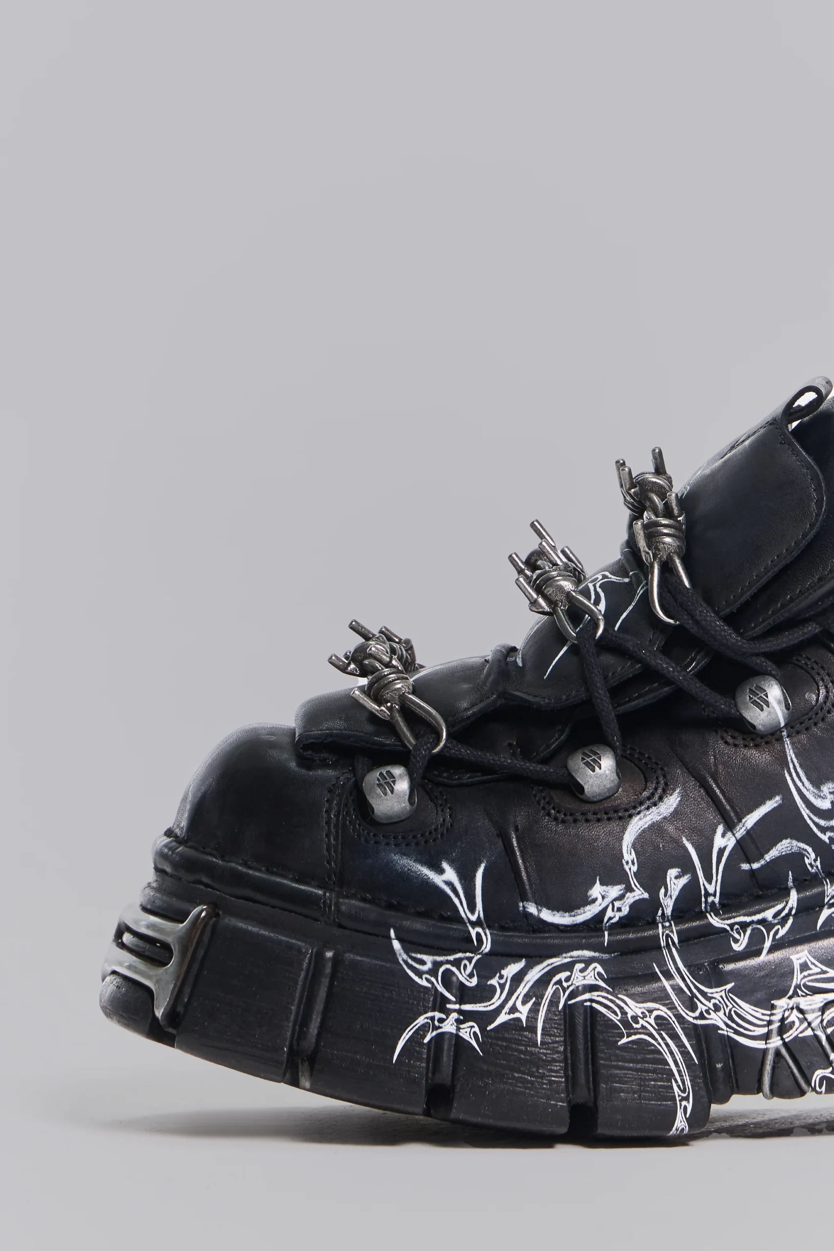 Glaive Tower Boots