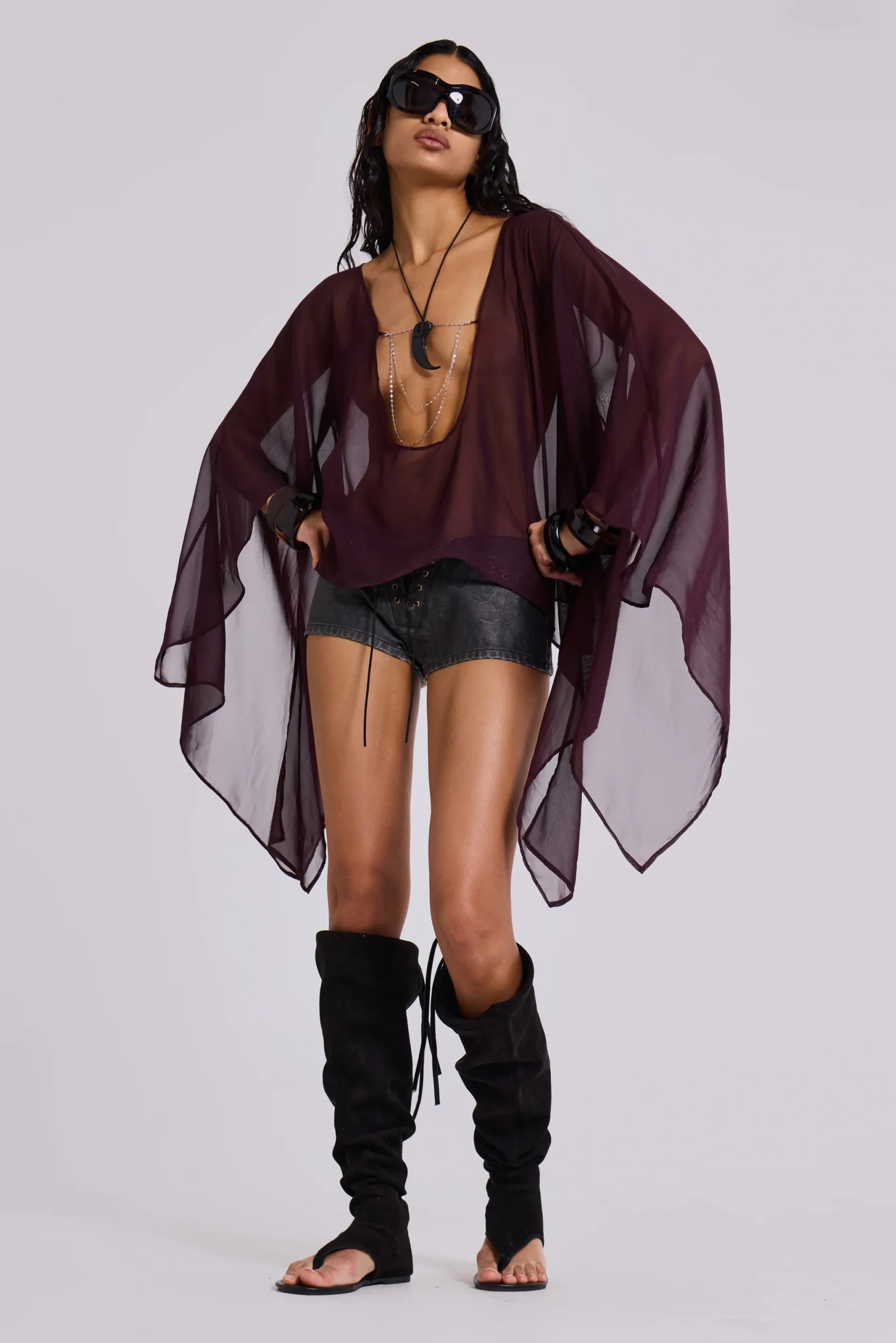 48-vaca-whipstitch-faux-leather-mini-shorts-in-black-10.webp Vaca Whipstitch Faux Leather Mini Shorts in Black