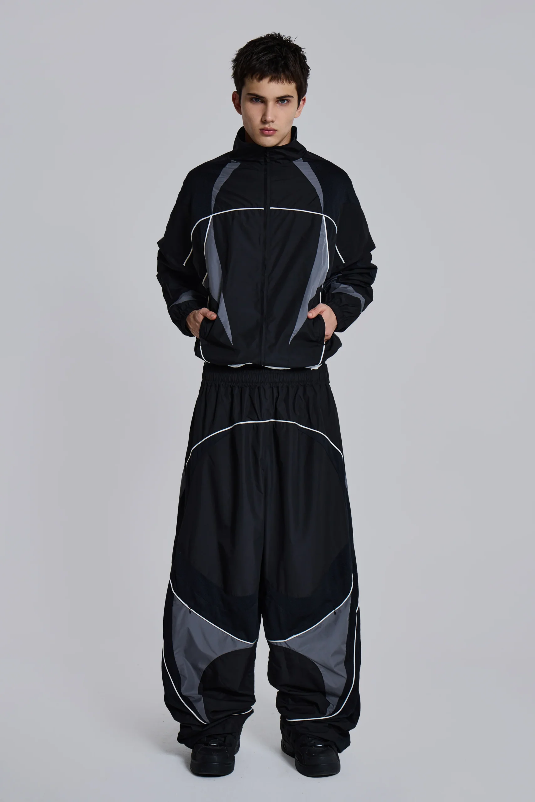 5140-black-panelled-vapor-joggers-3.webp Black Panelled Vapor Joggers