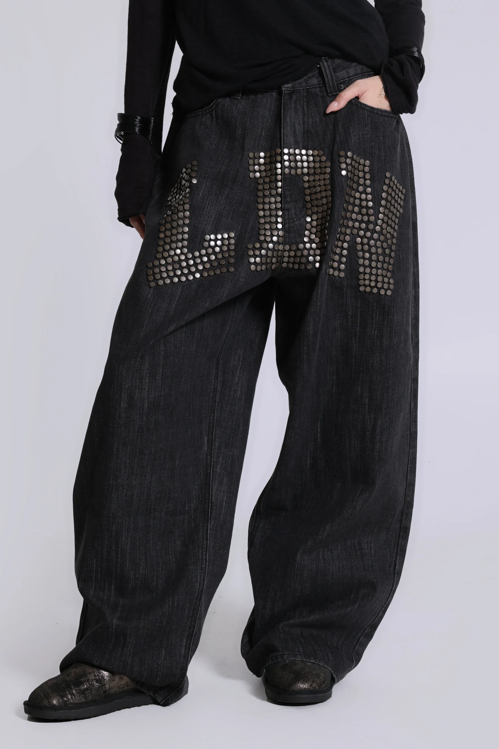 5190-ldn-stud-xl-colossus-jeans-2.webp LDN Stud XL Colossus Jeans