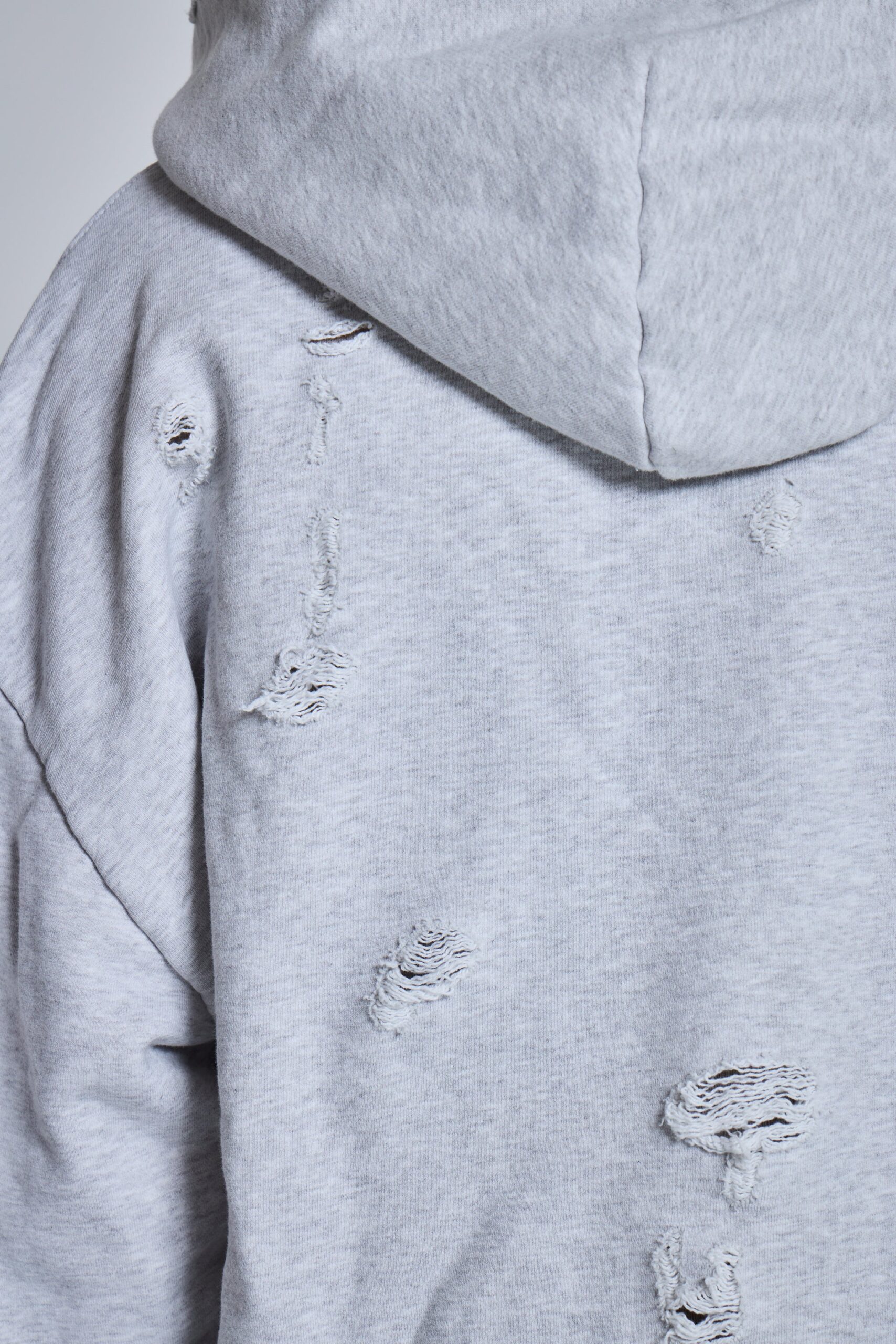 5399-pullover-bitten-hoodie-in-grey-marl-7.jpg Pullover Bitten Hoodie in Grey Marl