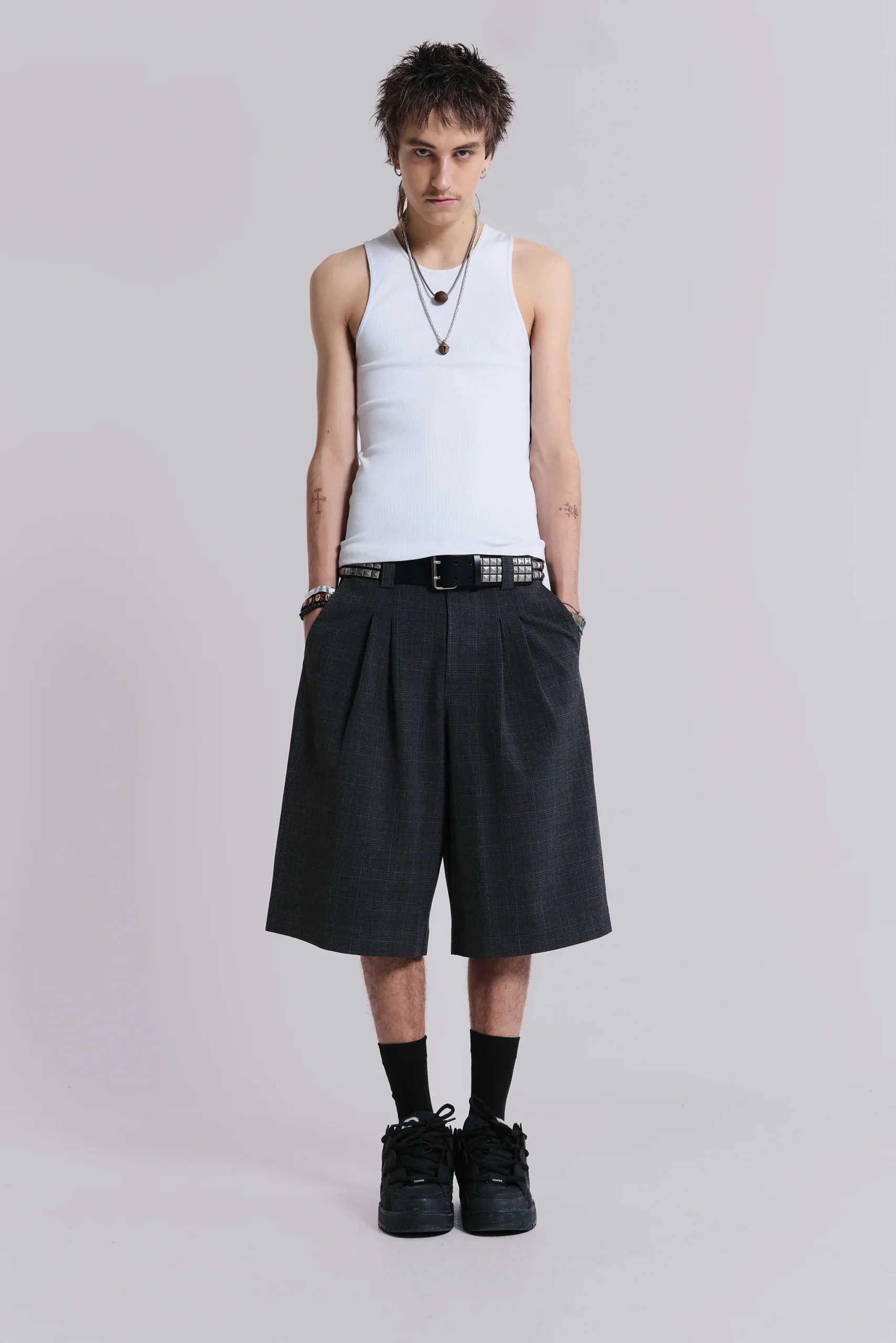 5850-dark-check-goliath-shorts-2.webp Dark Check Goliath Shorts