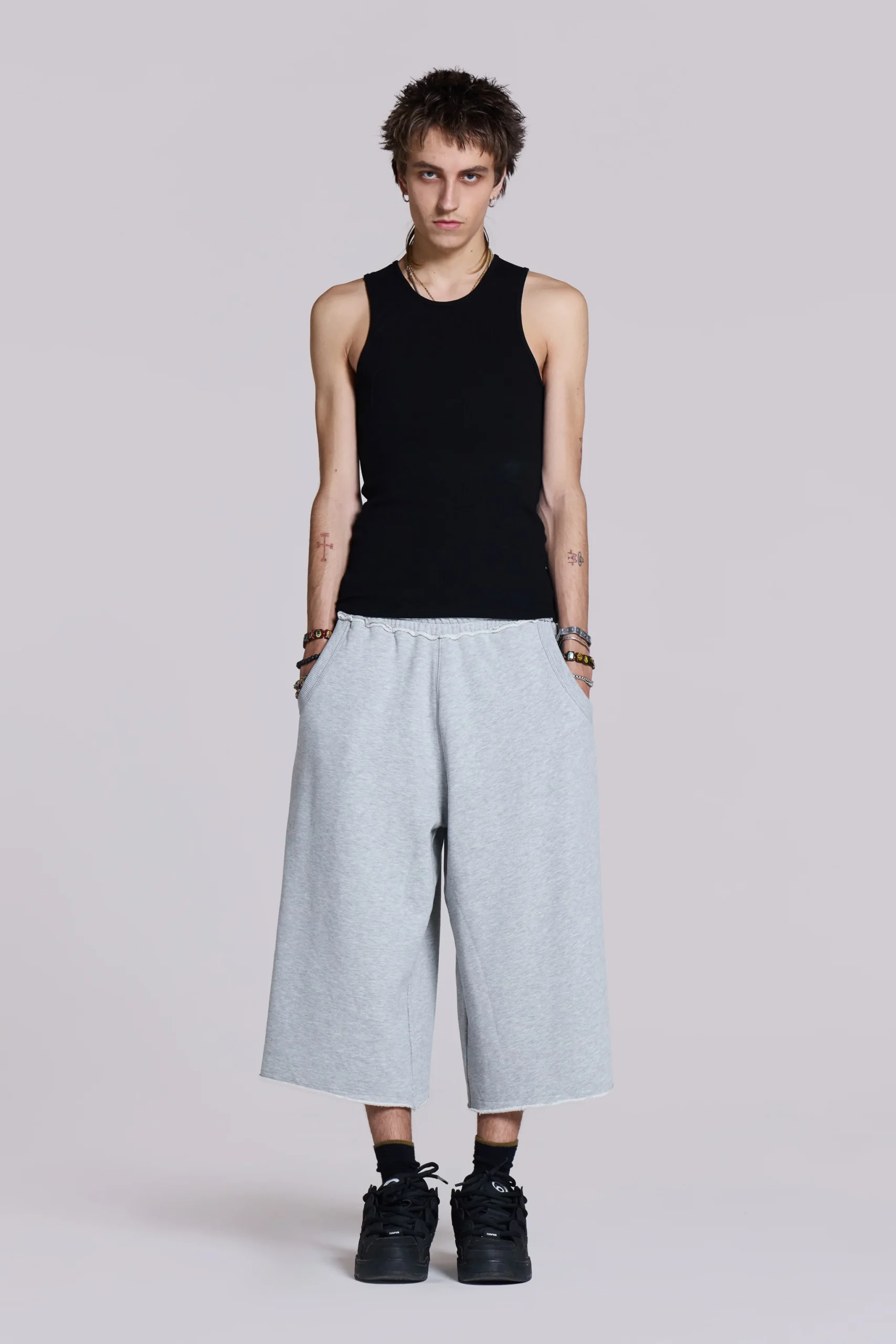 5866-monster-3-4-grey-marl-shorts-4.webp Monster 3/4 Grey Marl Shorts
