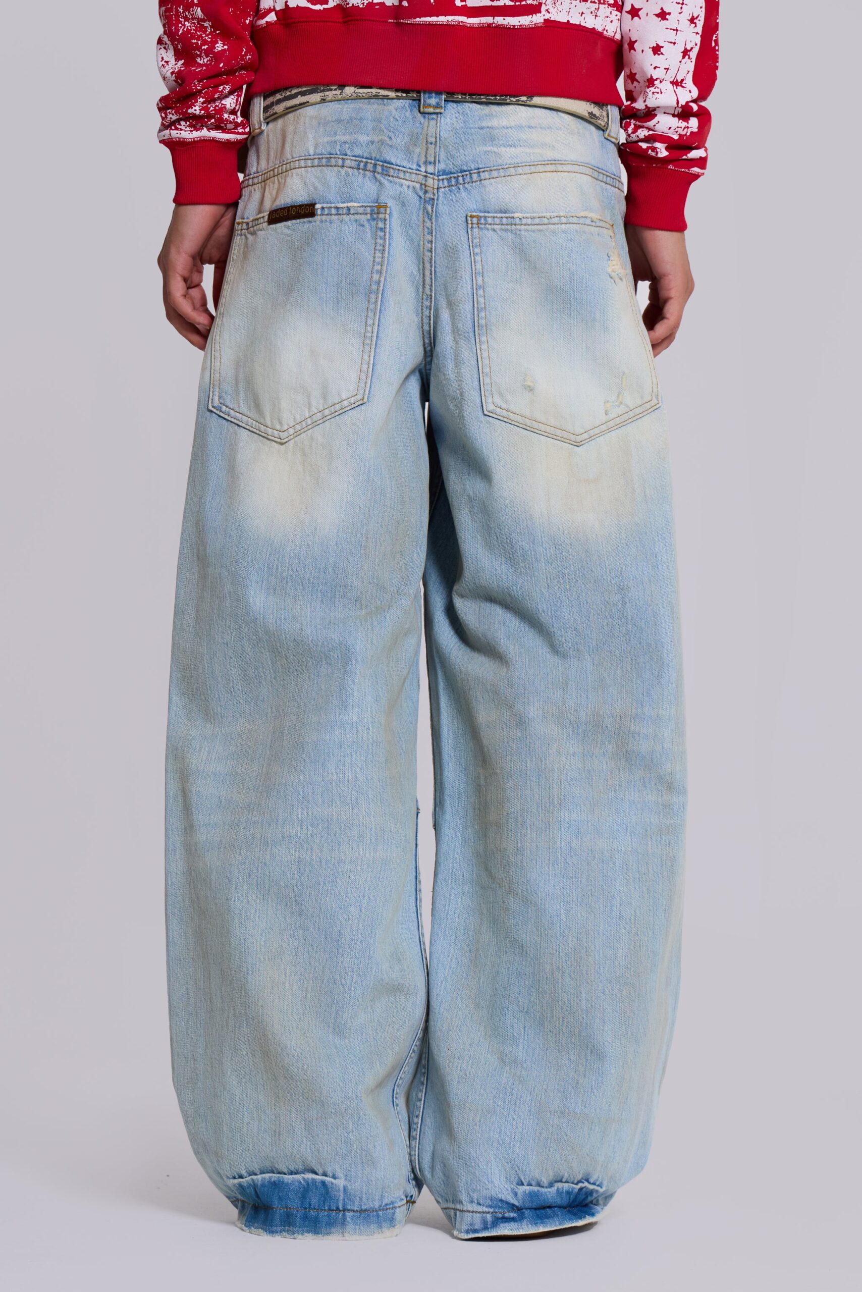 6065-reef-dirty-wash-colossus-jeans-6.jpg Reef Dirty-Wash Colossus Jeans