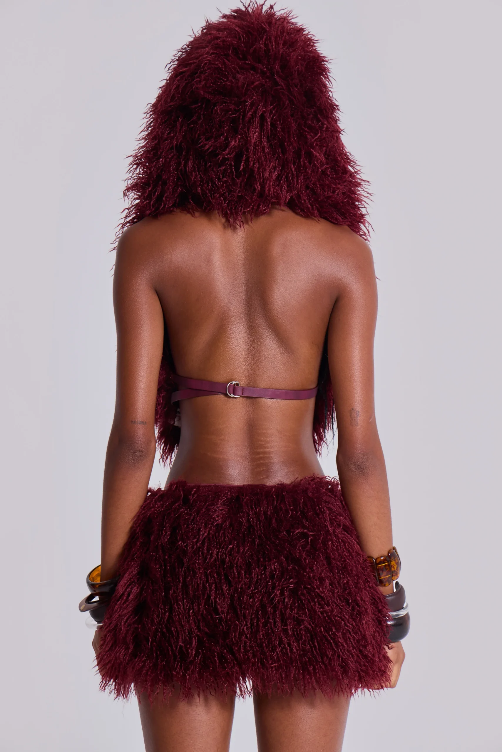 6411-haka-mongolian-faux-fur-backless-top-in-wine-2.webp Haka Mongolian Faux Fur Backless Top in Wine