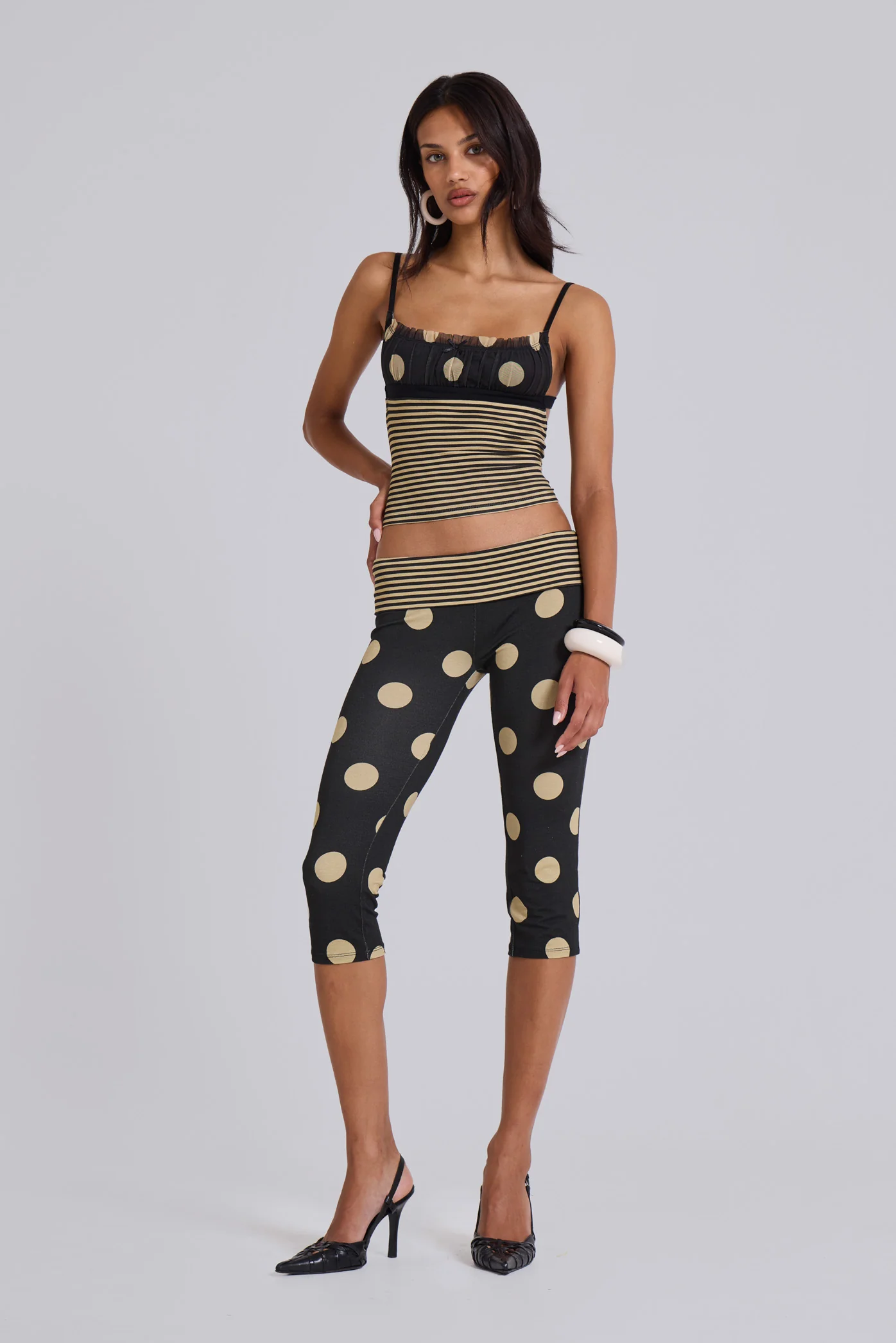 6724-lola-foldover-capris-in-polkadot-stripe-1.webp Lola Foldover Capris in Polkadot Stripe