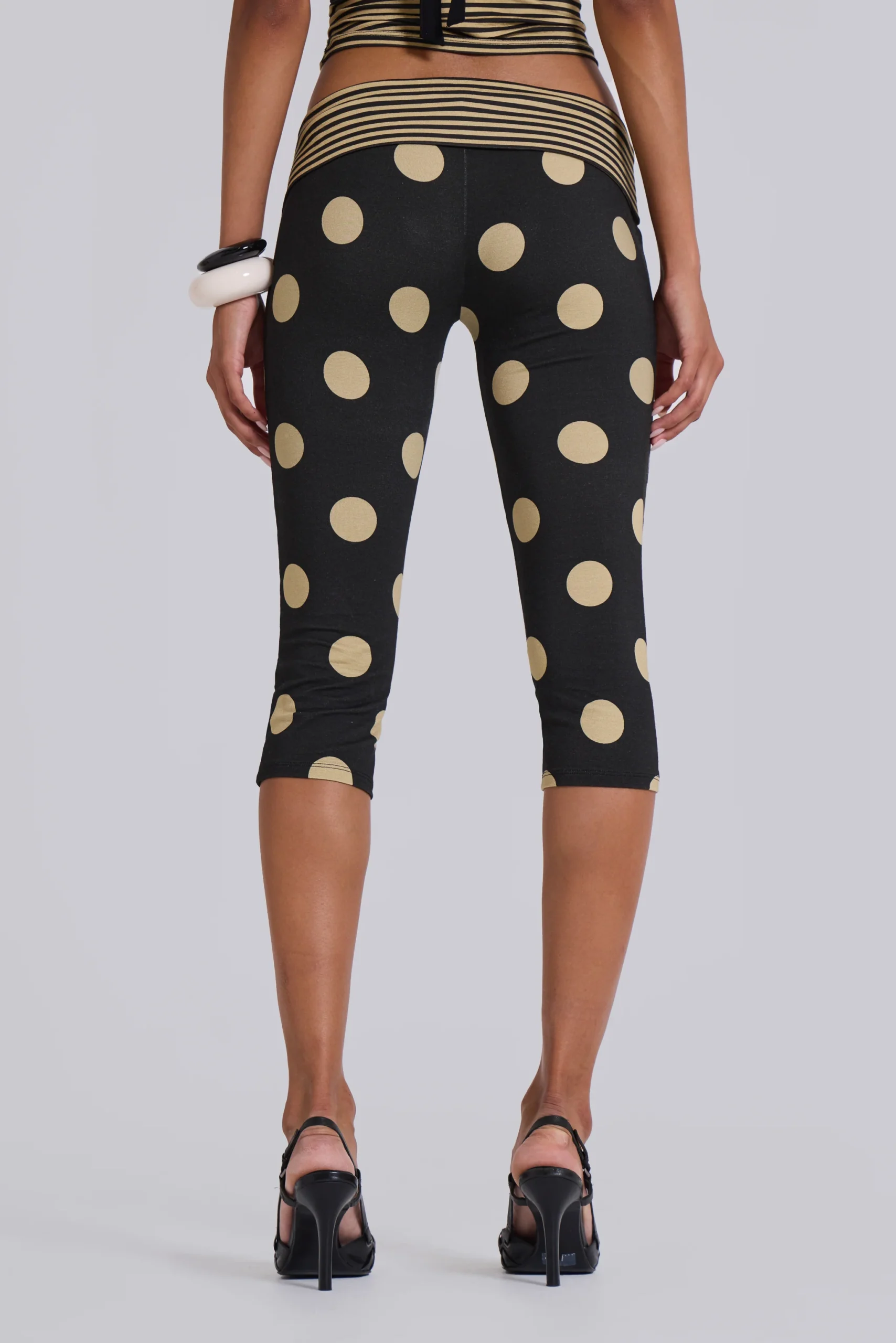 6724-lola-foldover-capris-in-polkadot-stripe-3.webp Lola Foldover Capris in Polkadot Stripe