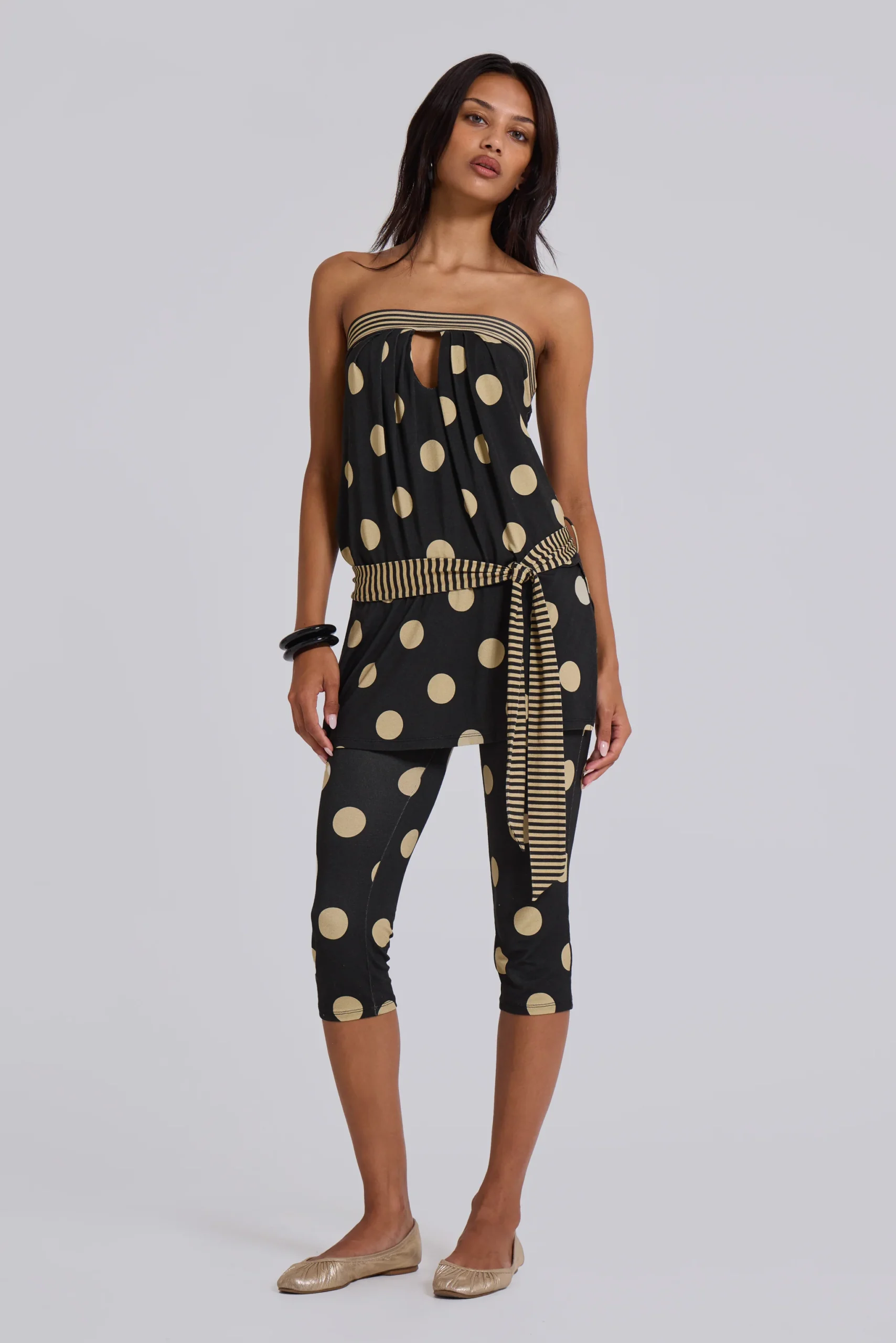 6724-lola-foldover-capris-in-polkadot-stripe-5.webp Lola Foldover Capris in Polkadot Stripe