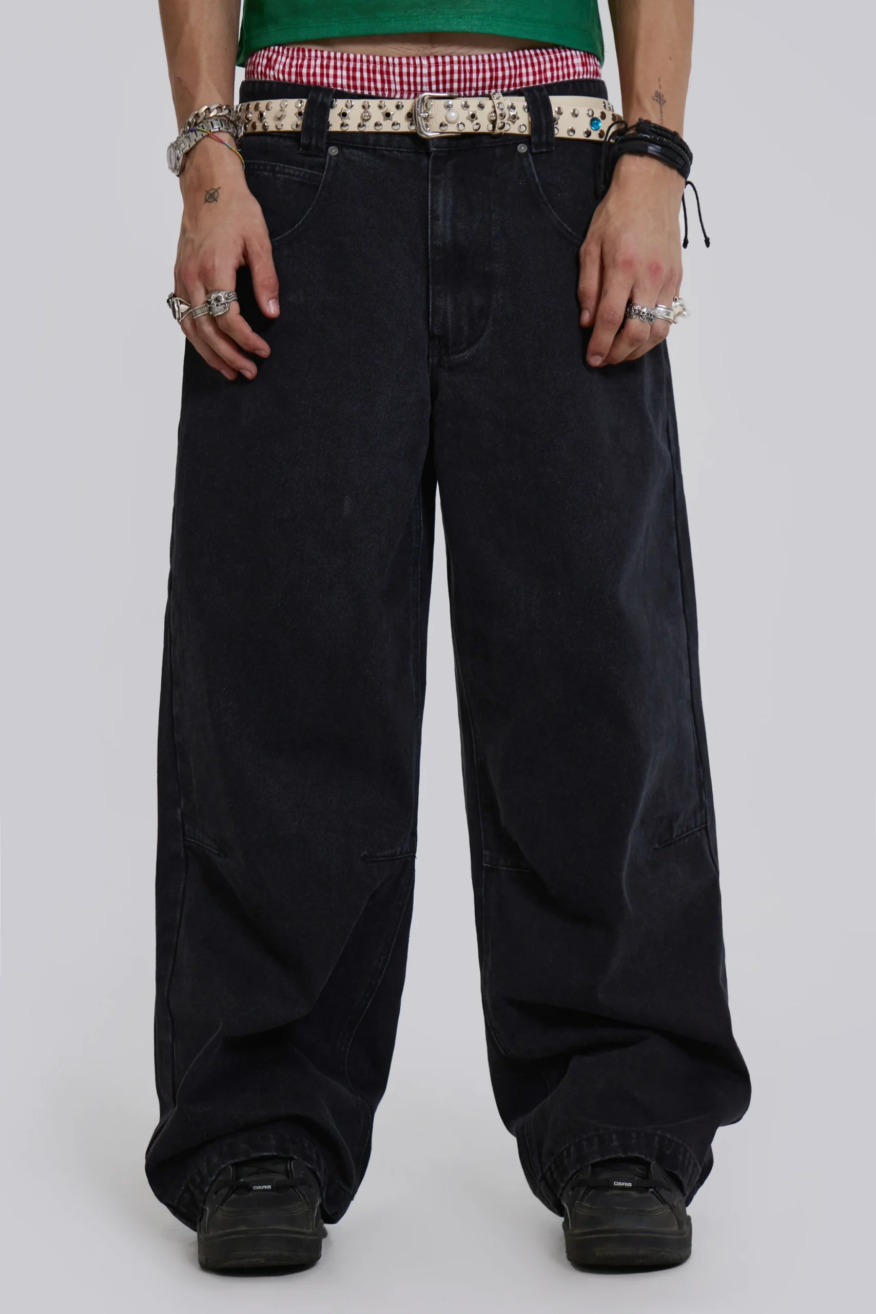6936-solid-black-low-rise-colossus-jeans-1.webp Solid Black Low Rise Colossus Jeans