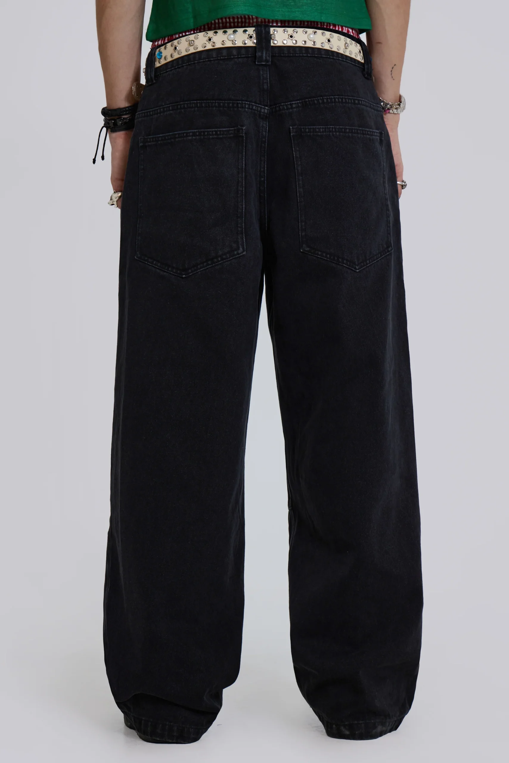 6936-solid-black-low-rise-colossus-jeans-4.webp Solid Black Low Rise Colossus Jeans