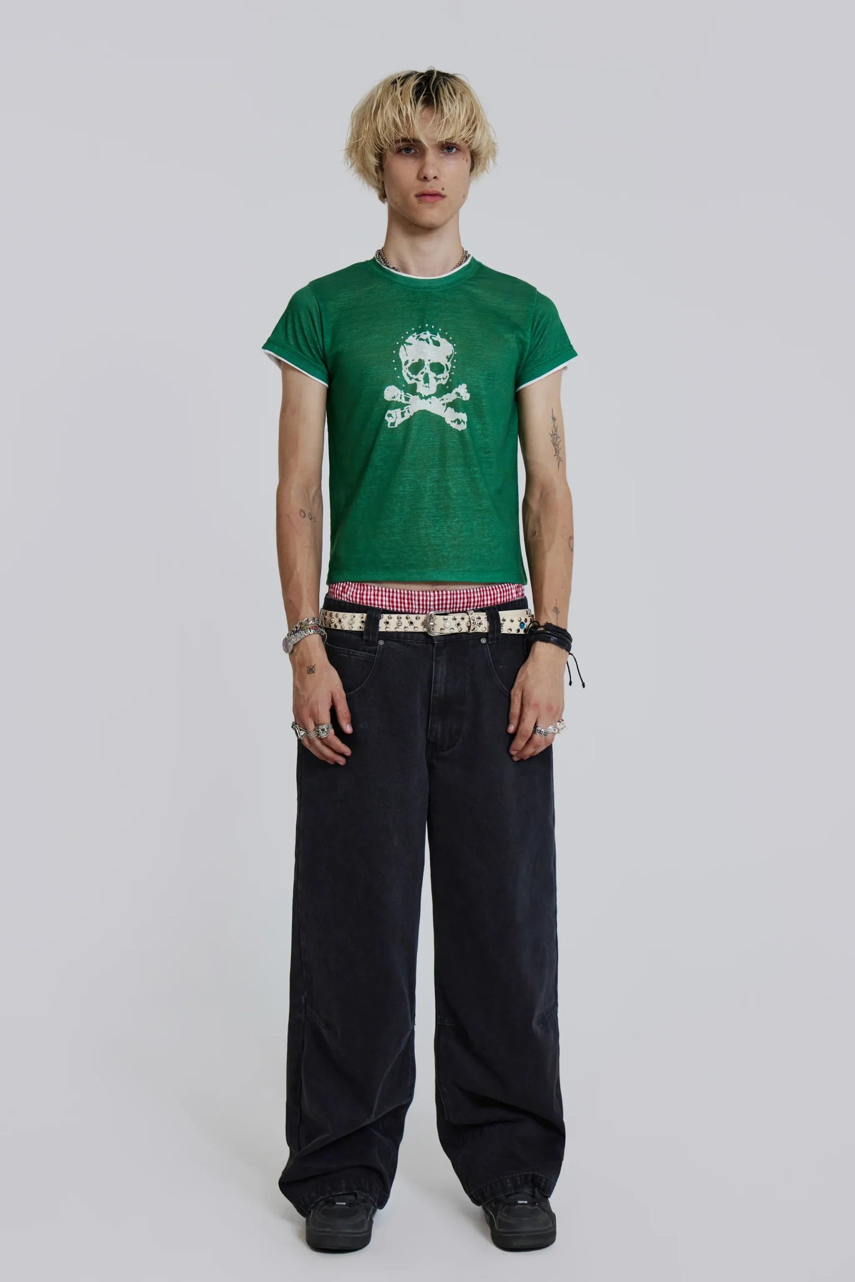 6936-solid-black-low-rise-colossus-jeans-5.webp Solid Black Low Rise Colossus Jeans
