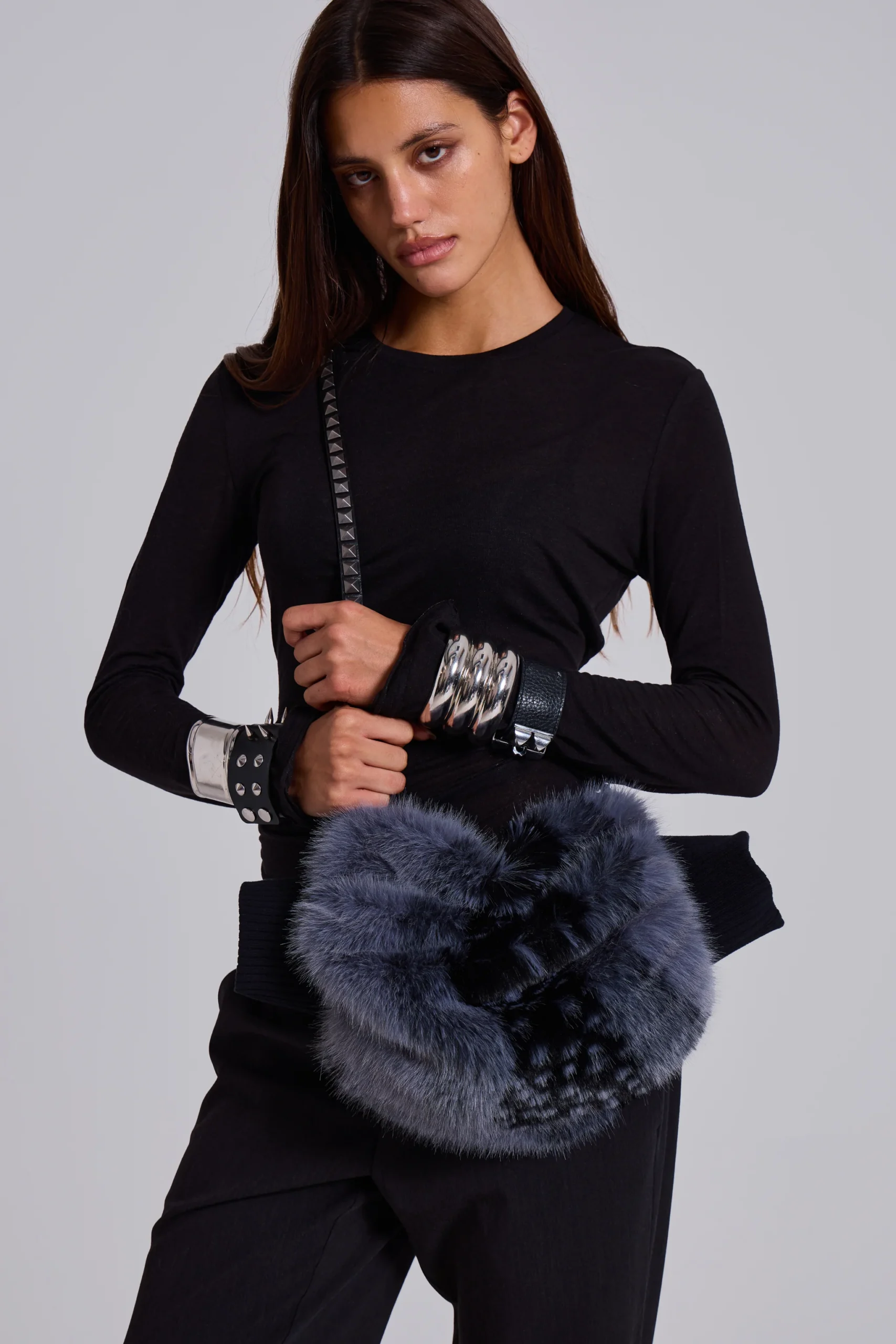7451-oksana-faux-fur-muff-bag-9.webp Oksana Faux Fur Muff Bag