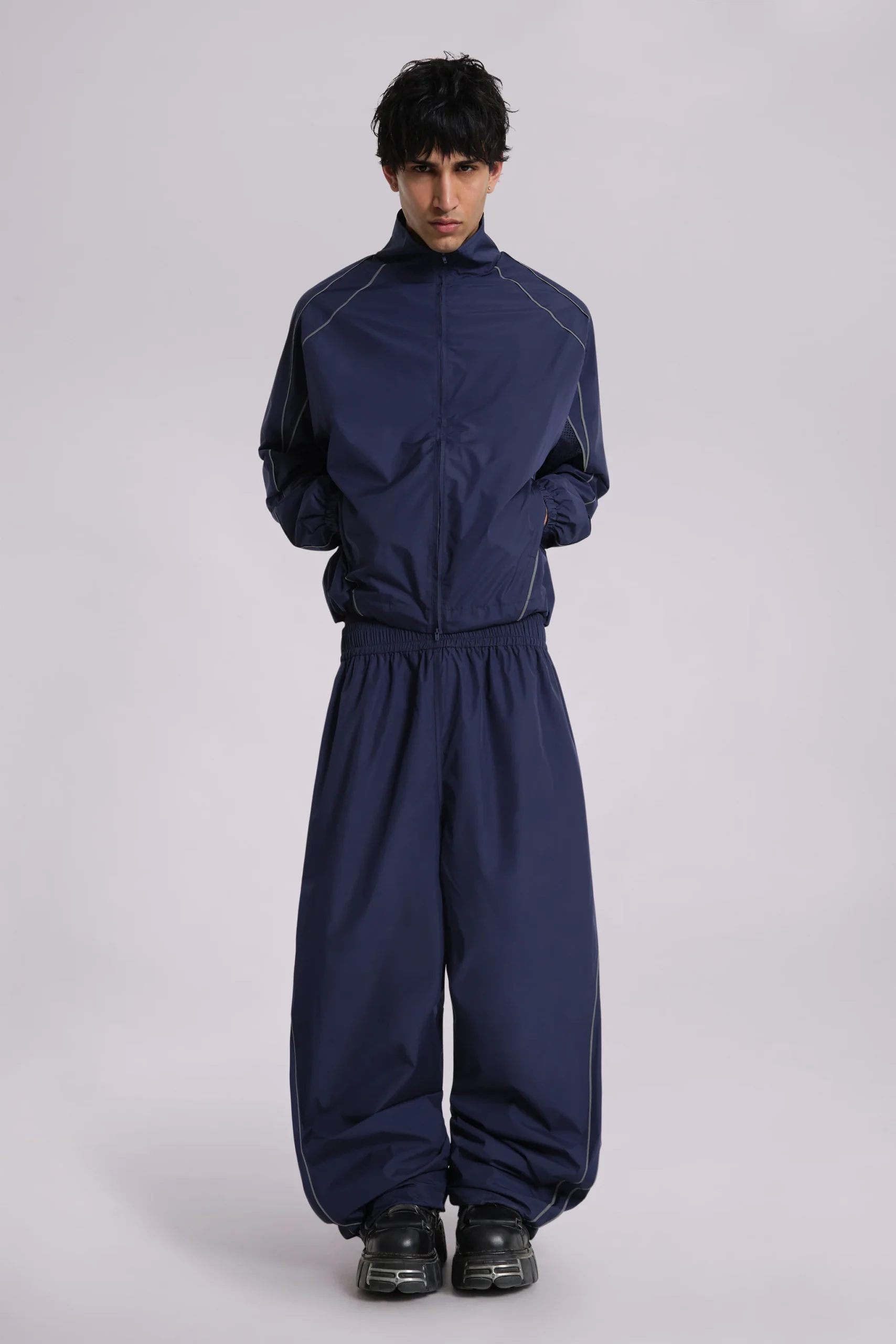 9112-navy-vapor-tracksuit-bottoms-8.webp Navy Vapor Tracksuit Bottoms