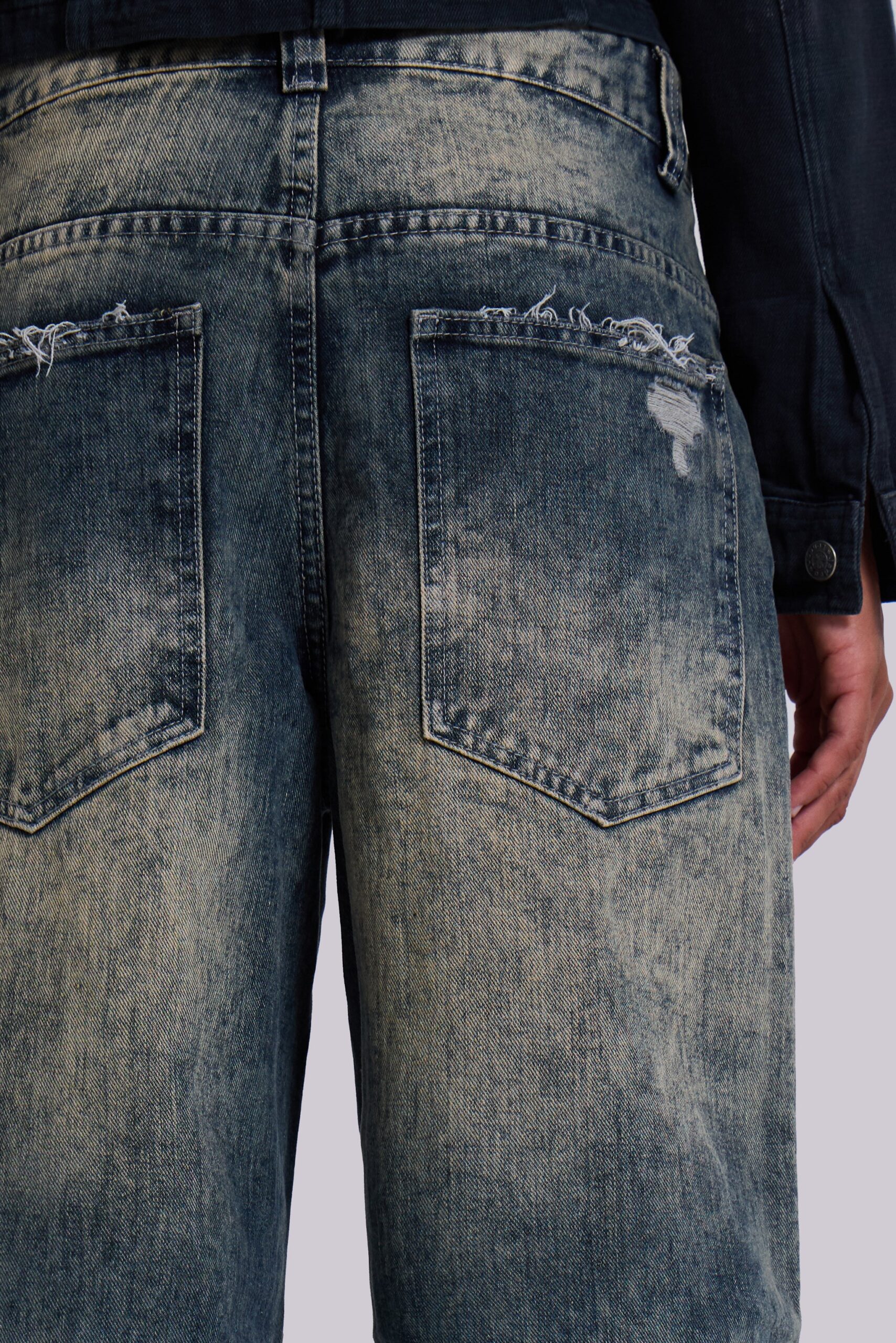 Dirty Lowrise Colossus Jeans