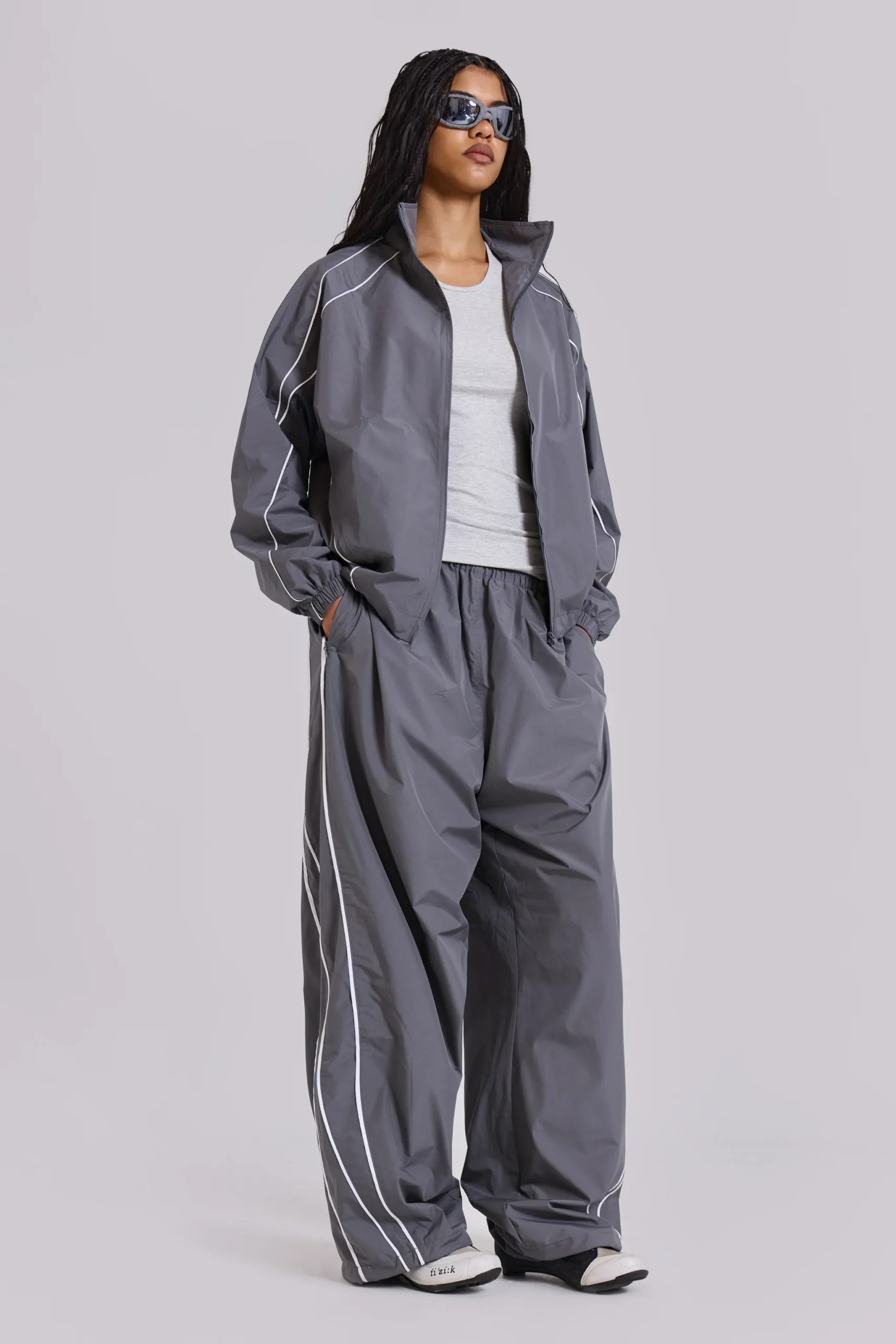 9755-grey-vapor-tracksuit-bottoms-1.webp Grey Vapor Tracksuit Bottoms