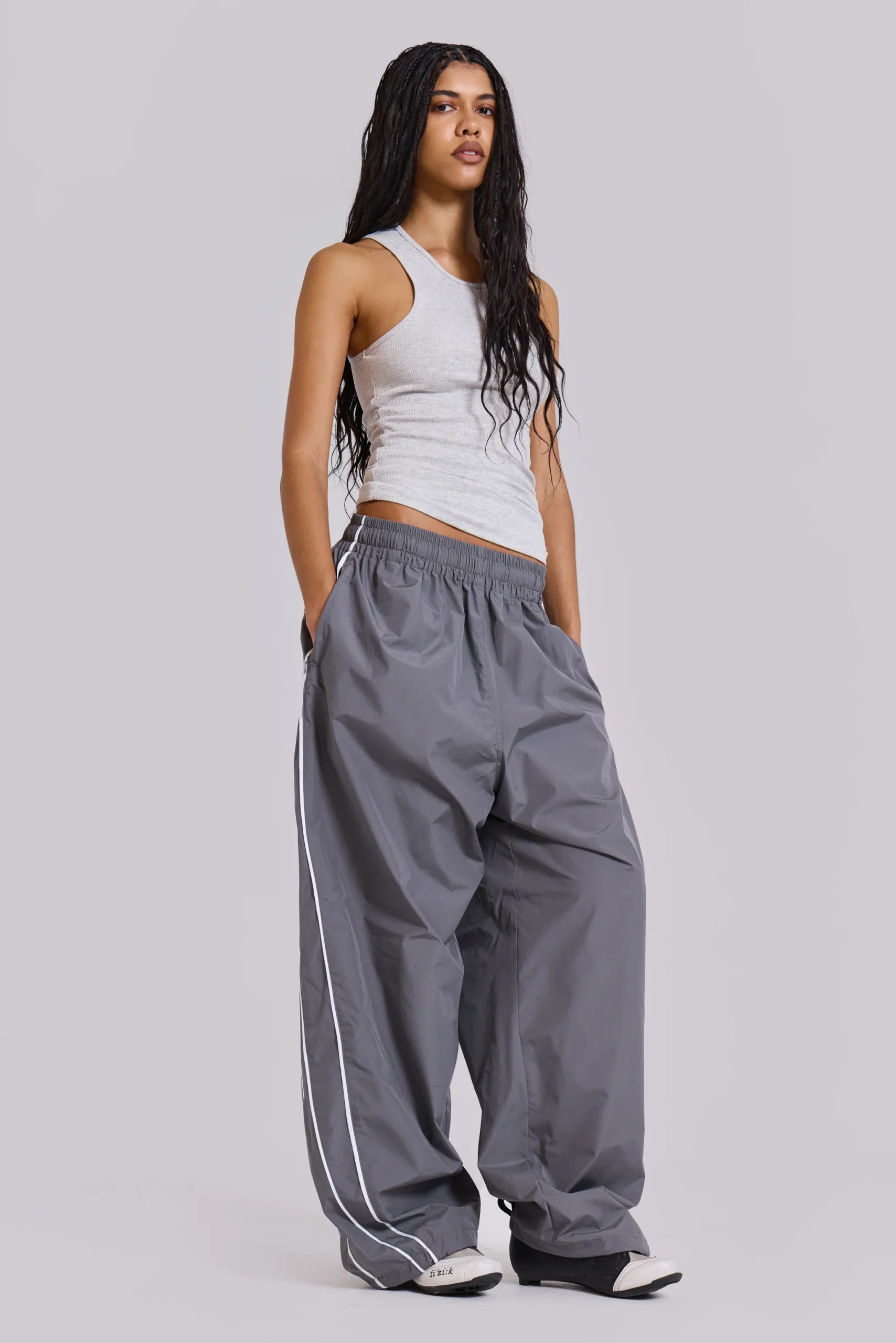 9755-grey-vapor-tracksuit-bottoms-6.webp Grey Vapor Tracksuit Bottoms