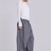 9755-grey-vapor-tracksuit-bottoms-8.webp Grey Vapor Tracksuit Bottoms