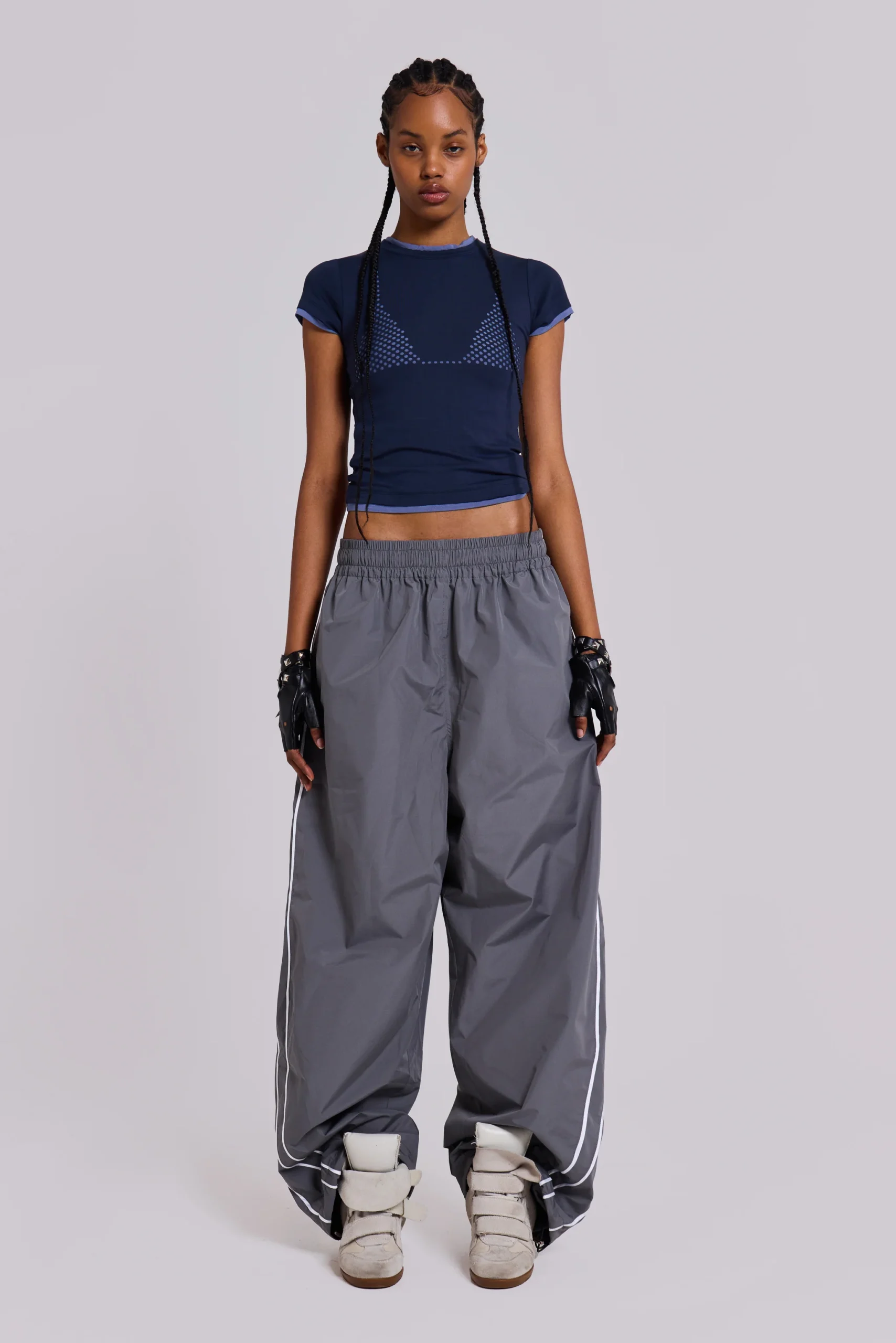 9755-grey-vapor-tracksuit-bottoms-9.webp Grey Vapor Tracksuit Bottoms
